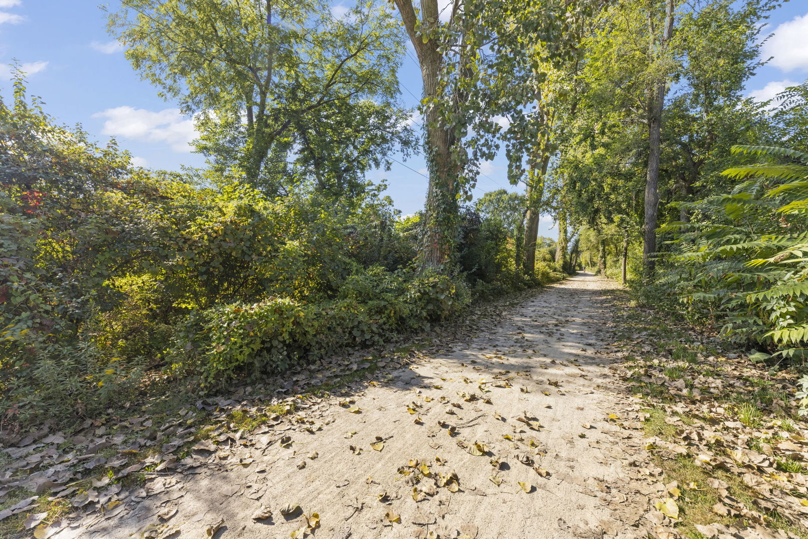 582 Glendale Avenue, Glen Ellyn, IL 60137