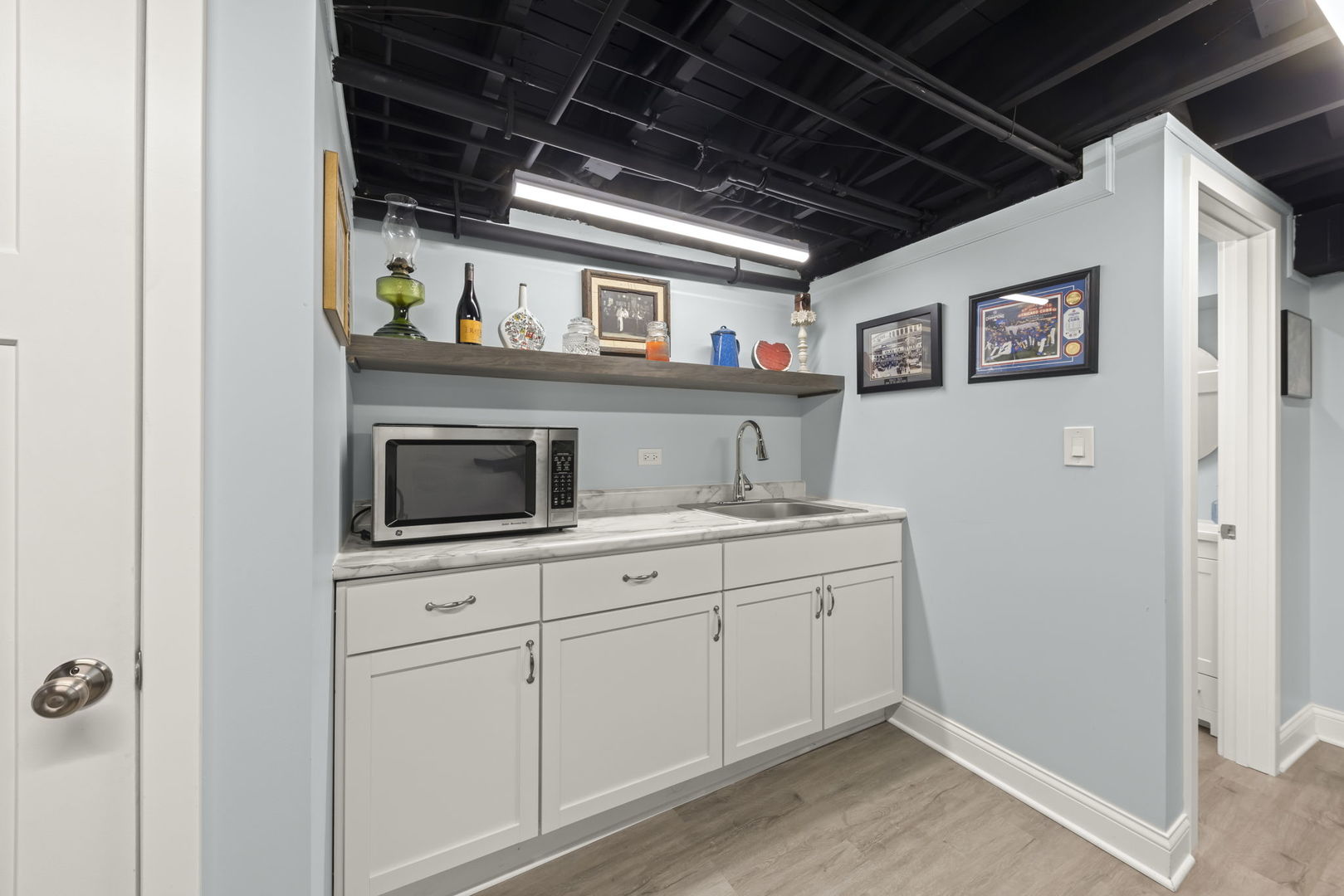 582 Glendale Avenue, Glen Ellyn, IL 60137