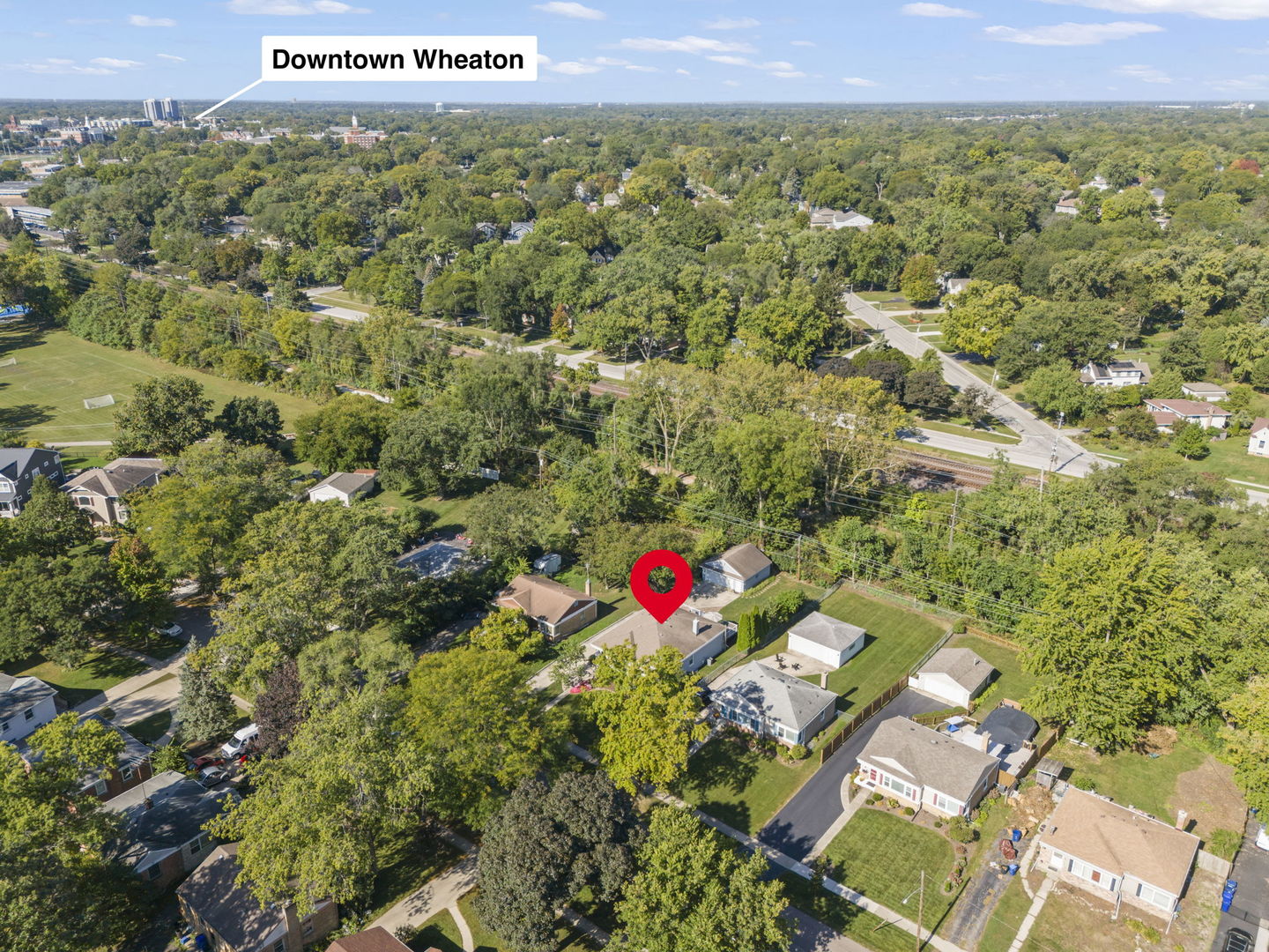 582 Glendale Avenue, Glen Ellyn, IL 60137