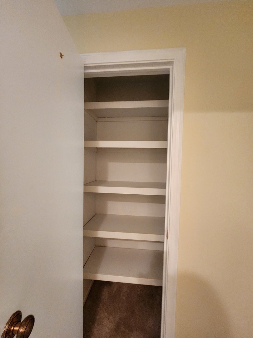 1050 S Nelson Avenue #4, Kankakee, IL 60901