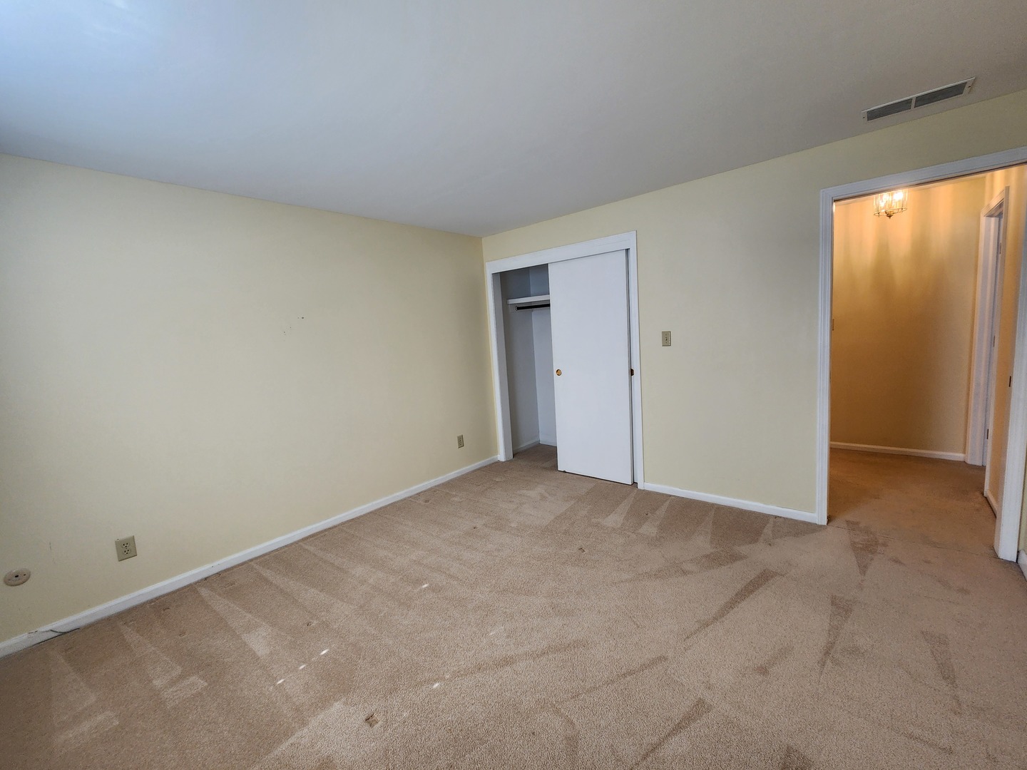 1050 S Nelson Avenue #4, Kankakee, IL 60901