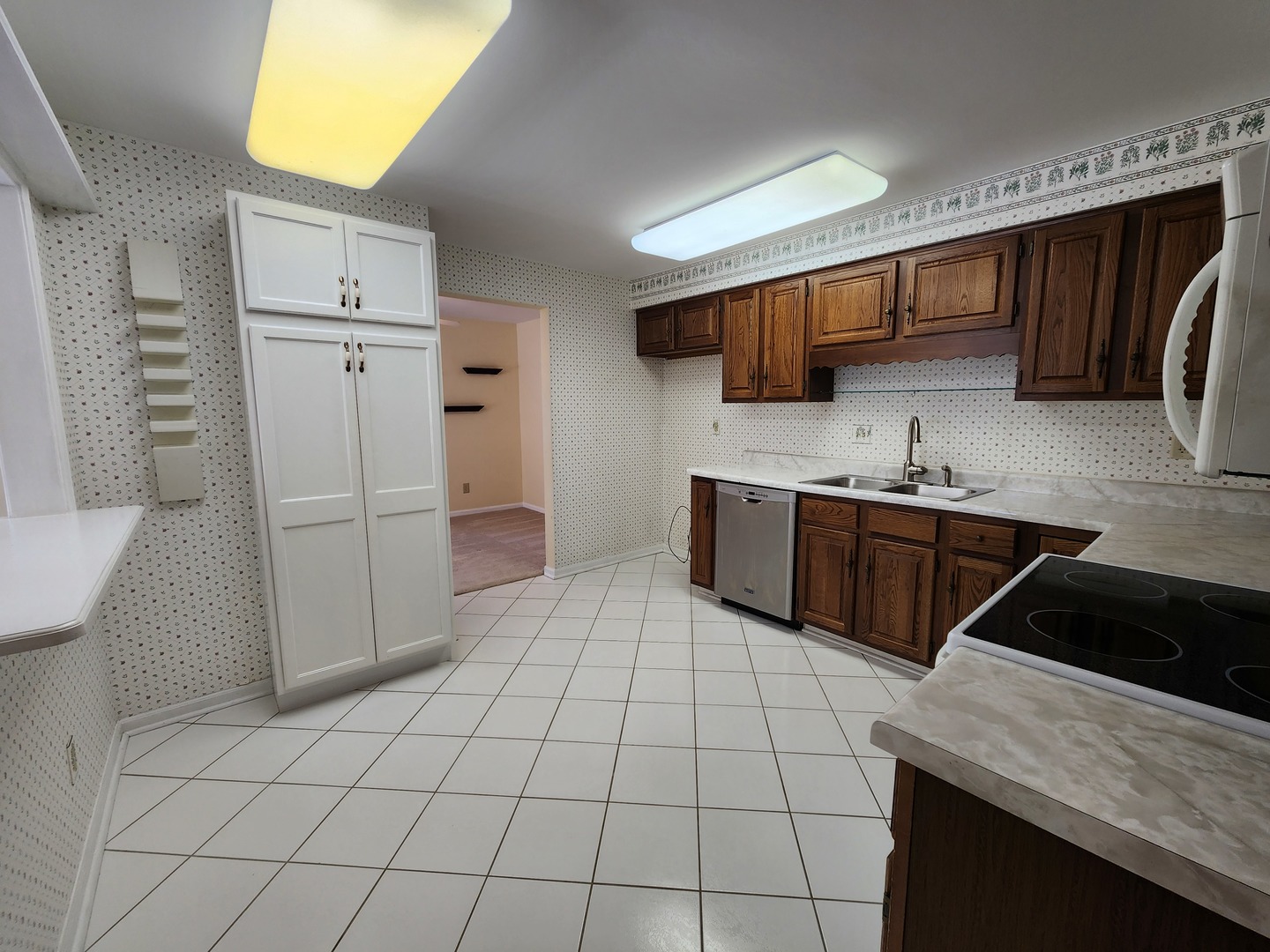 1050 S Nelson Avenue #4, Kankakee, IL 60901