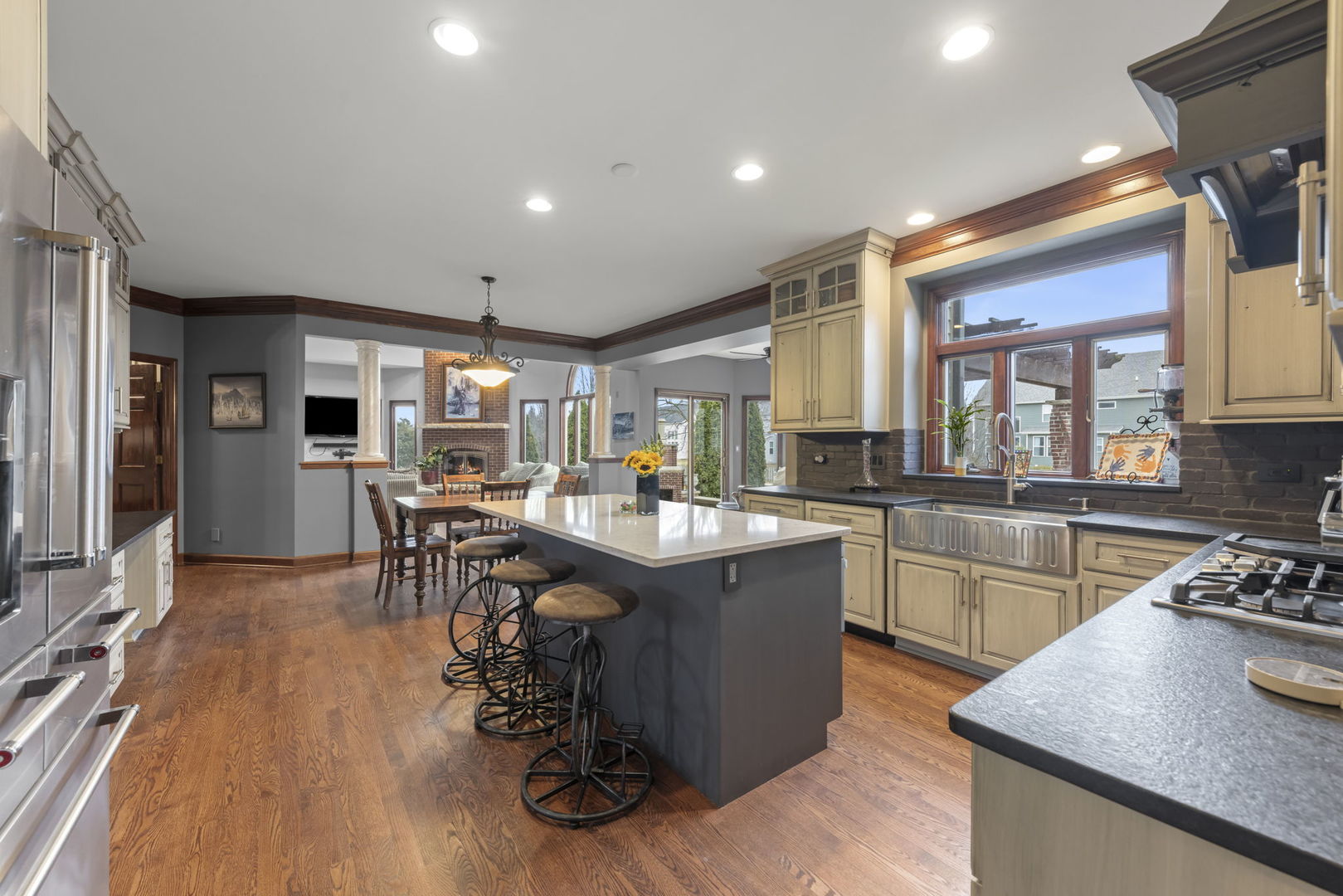 5719 Rosinweed Lane, Naperville, IL 60564