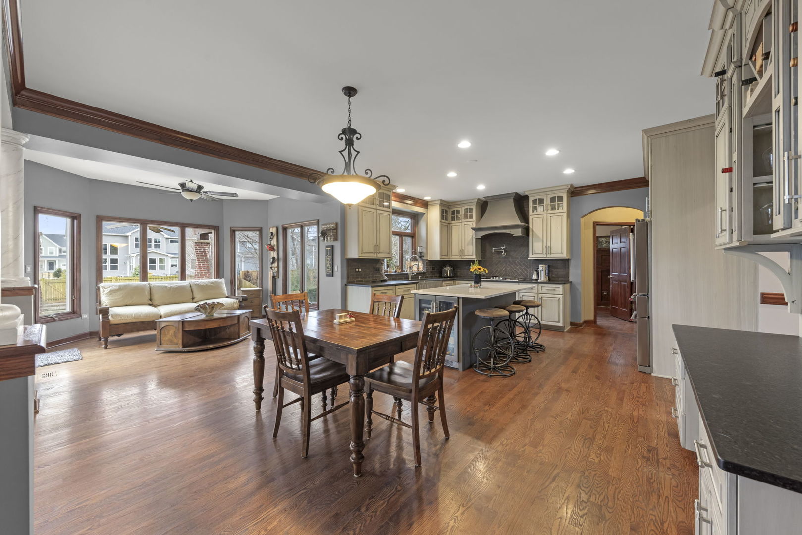 5719 Rosinweed Lane, Naperville, IL 60564