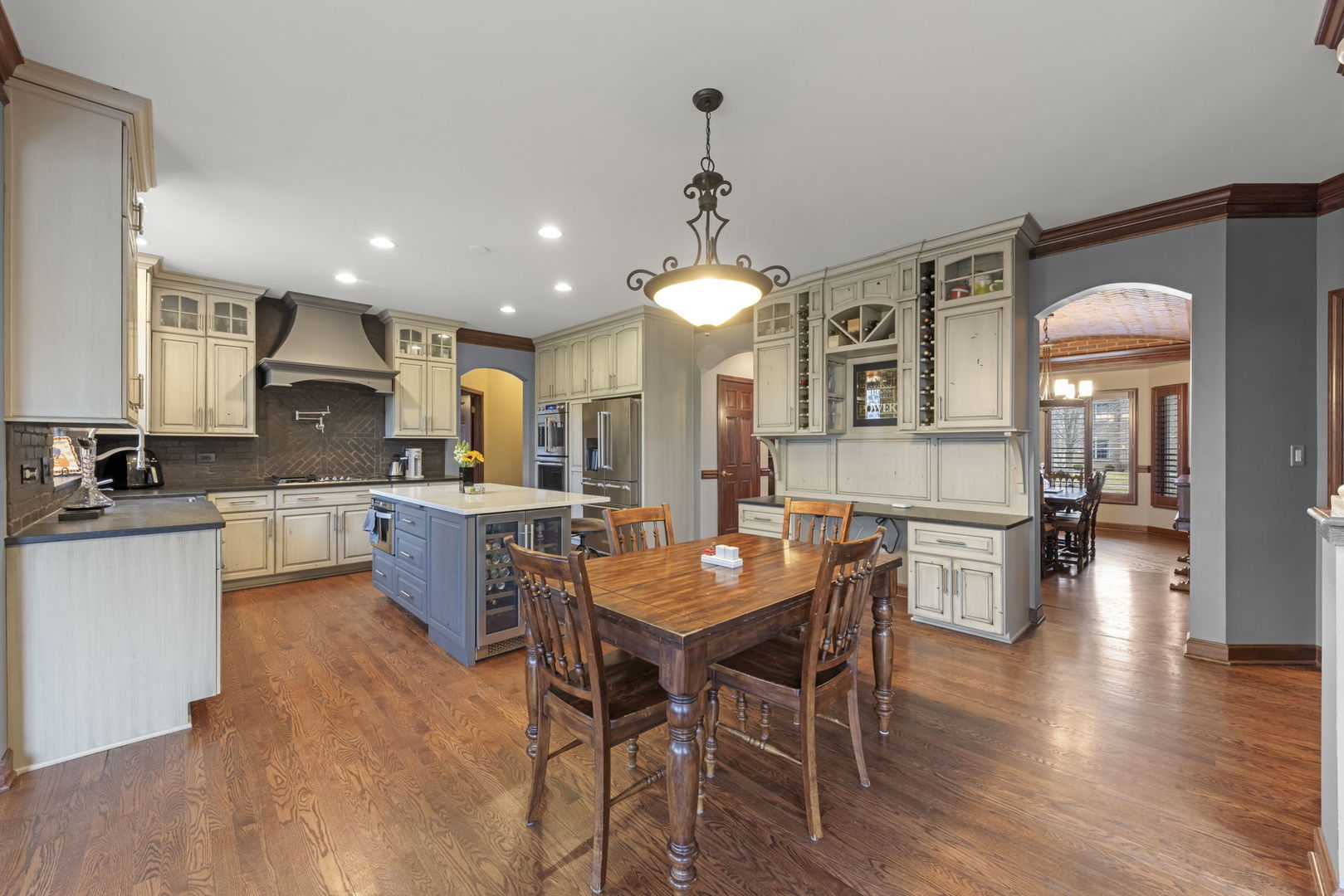 5719 Rosinweed Lane, Naperville, IL 60564