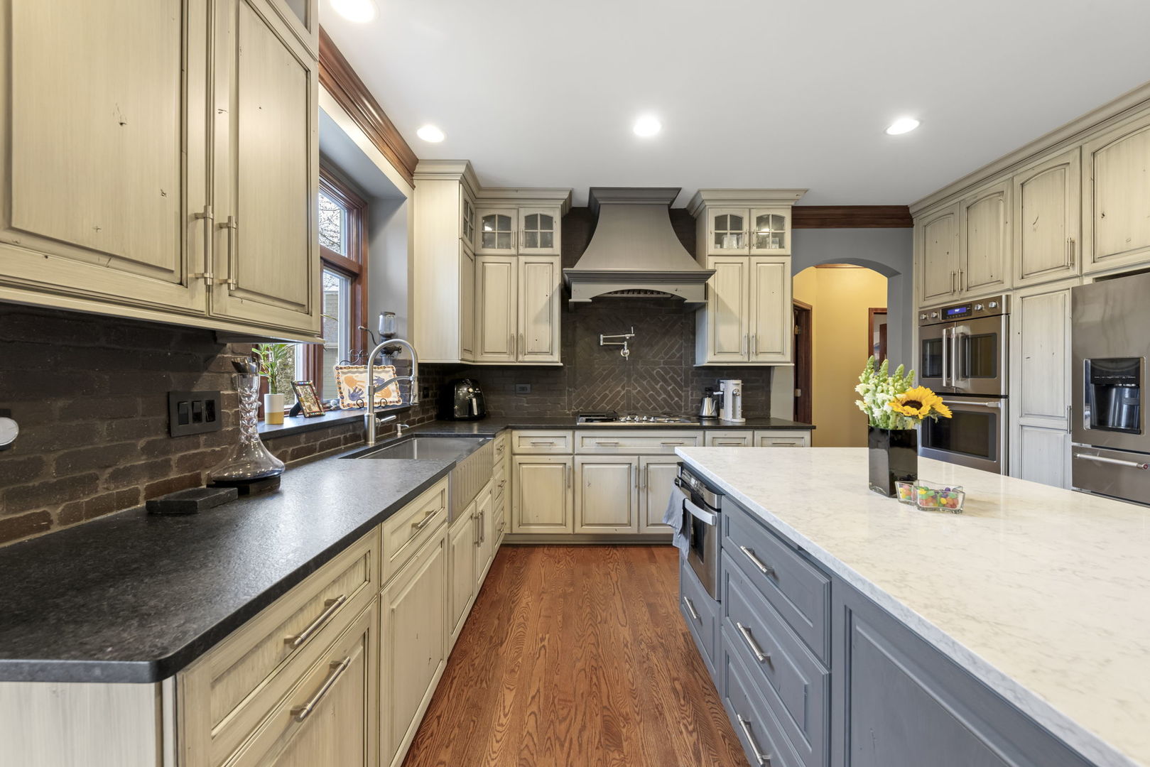 5719 Rosinweed Lane, Naperville, IL 60564