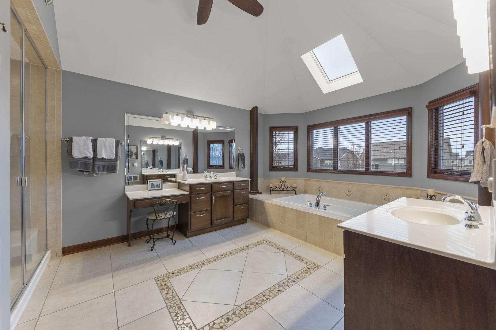 5719 Rosinweed Lane, Naperville, IL 60564