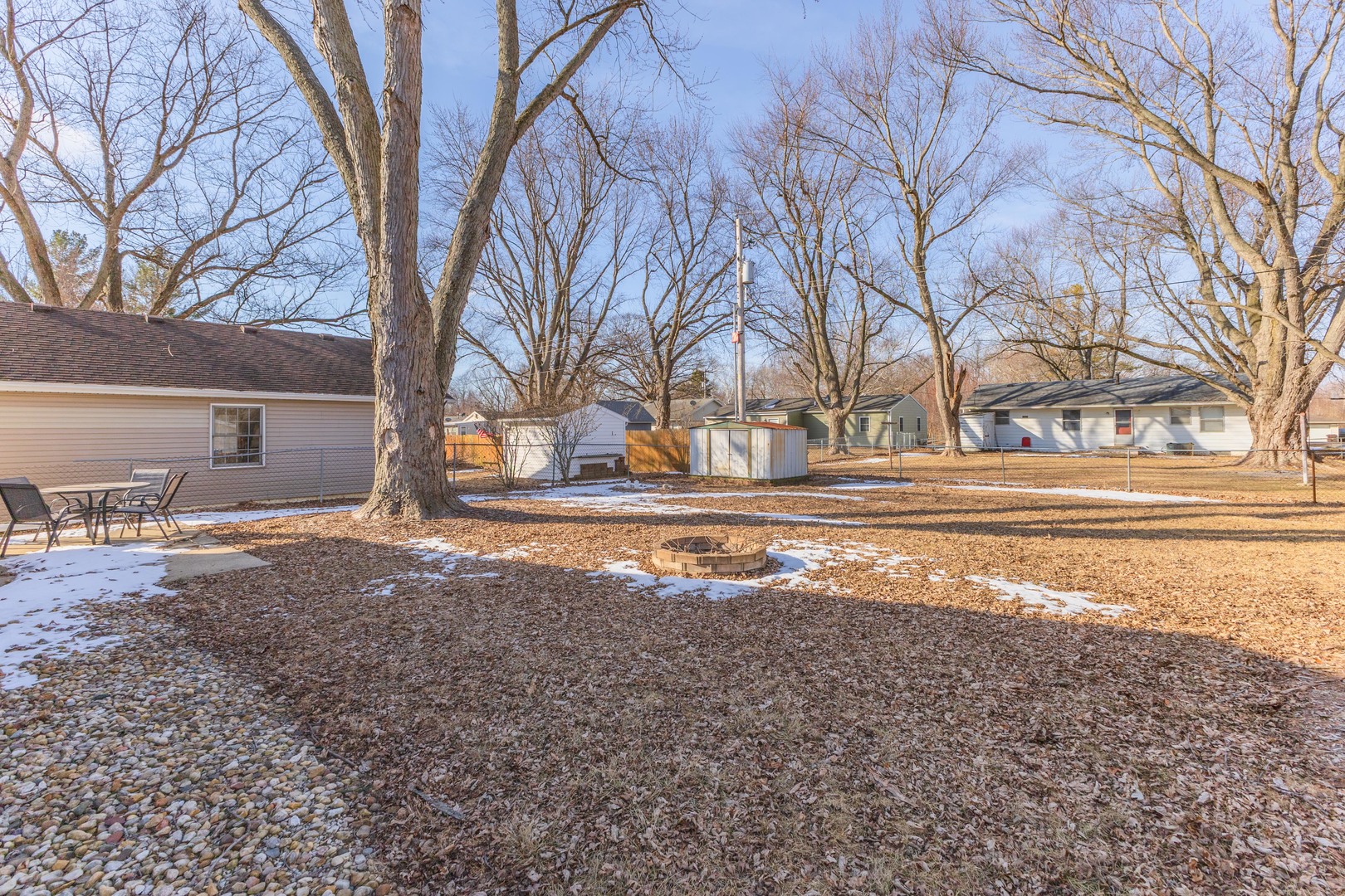 8198 Pine Avenue, Downs, IL 61736