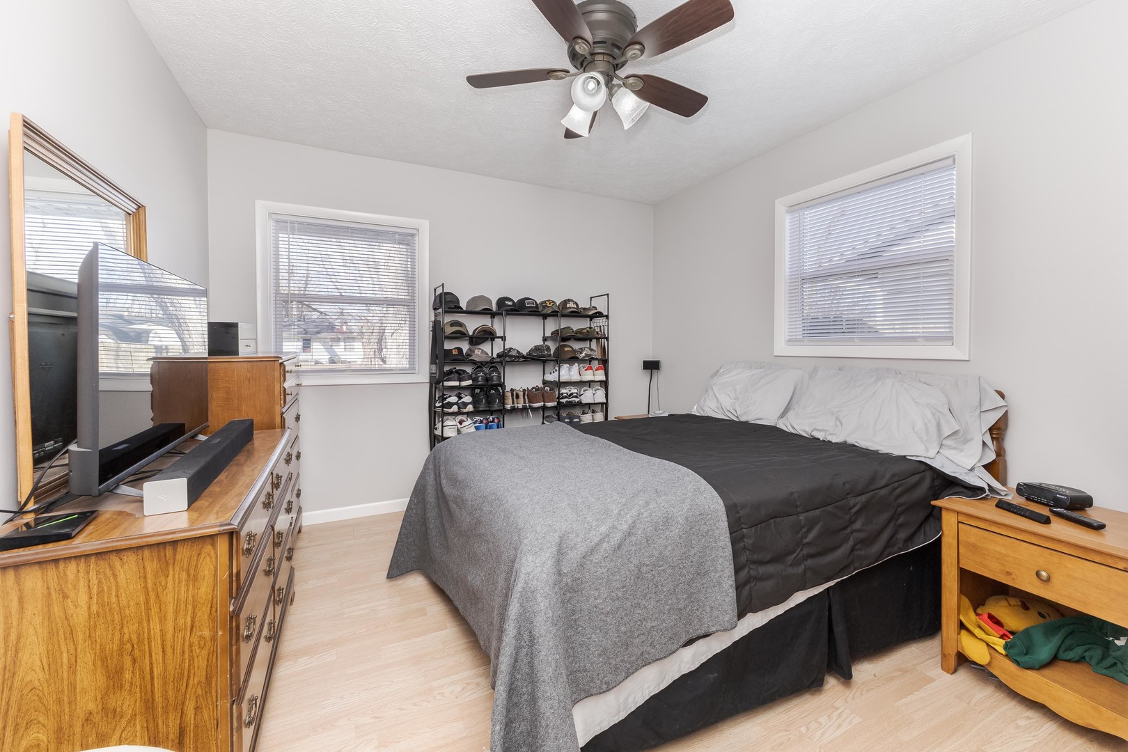 8198 Pine Avenue, Downs, IL 61736