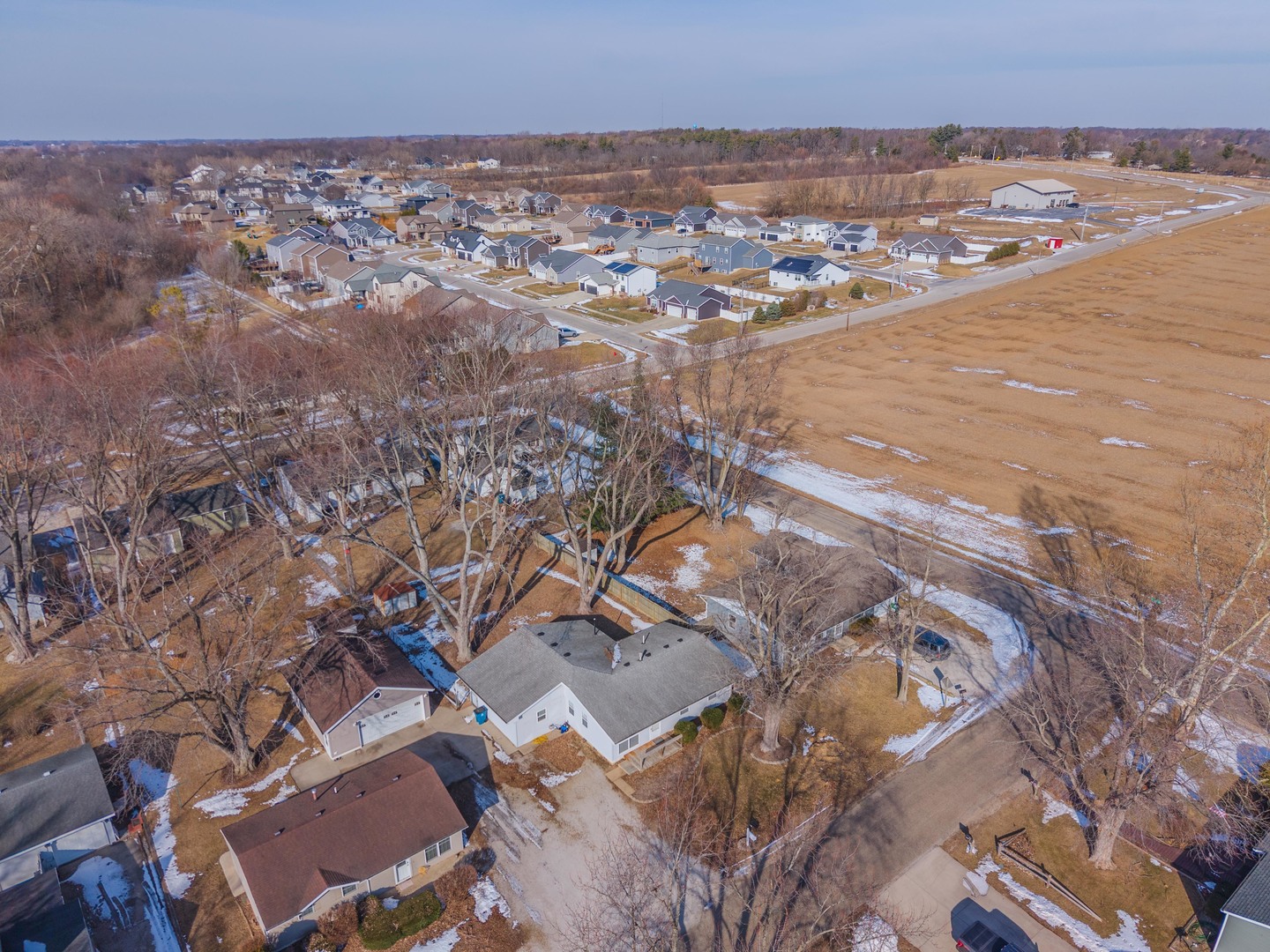 8198 Pine Avenue, Downs, IL 61736