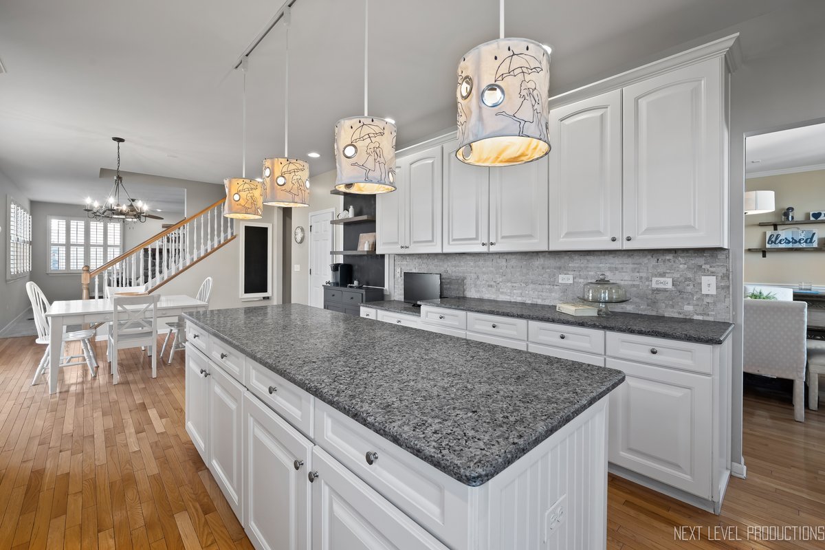 3520 Timber Creek Lane, Naperville, IL 60565