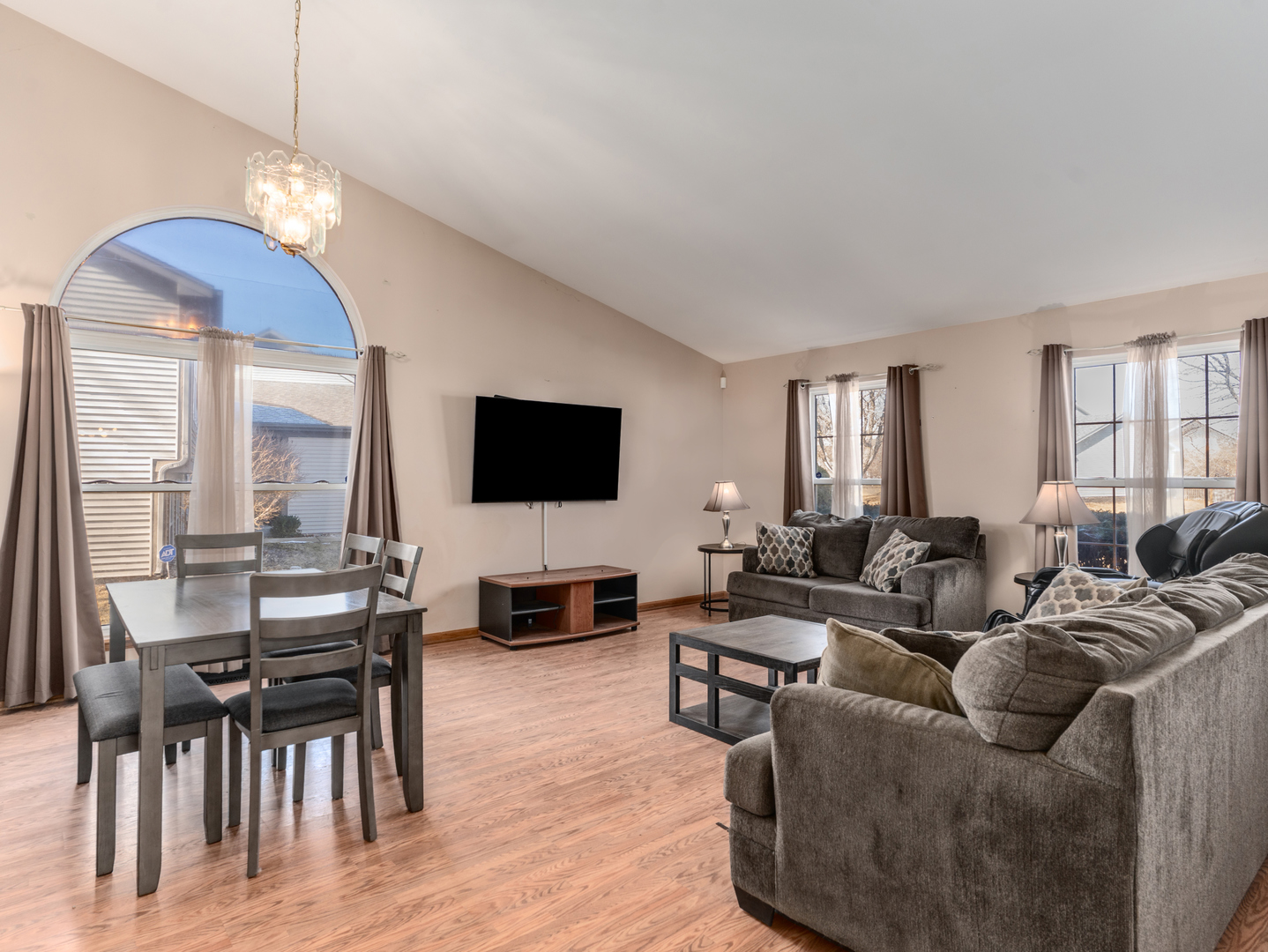 7202 Faxton Lane, Plainfield, IL 60586