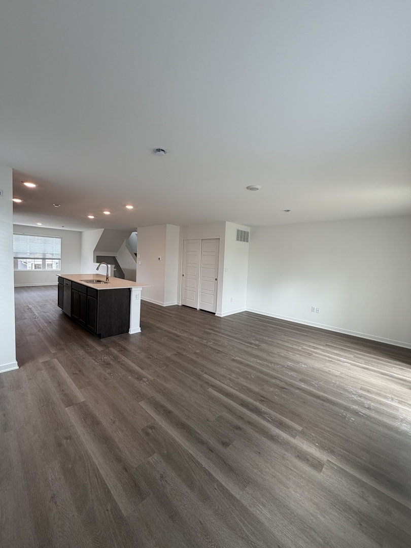 6550 Linden Trail #F, Wonder Lake, IL 60097