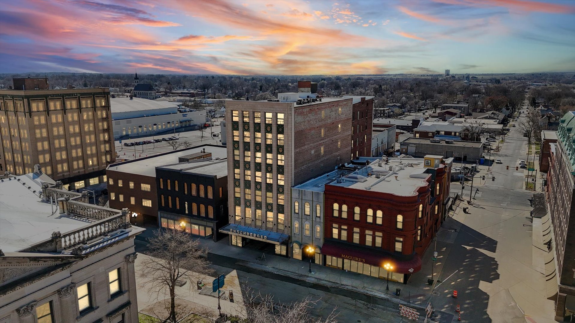 212 N Center Street #202, Bloomington, IL 61701