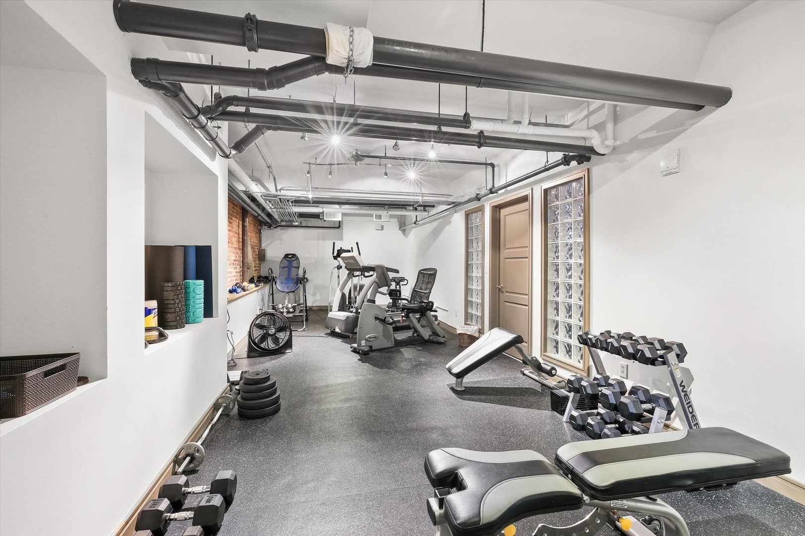 212 N Center Street #202, Bloomington, IL 61701