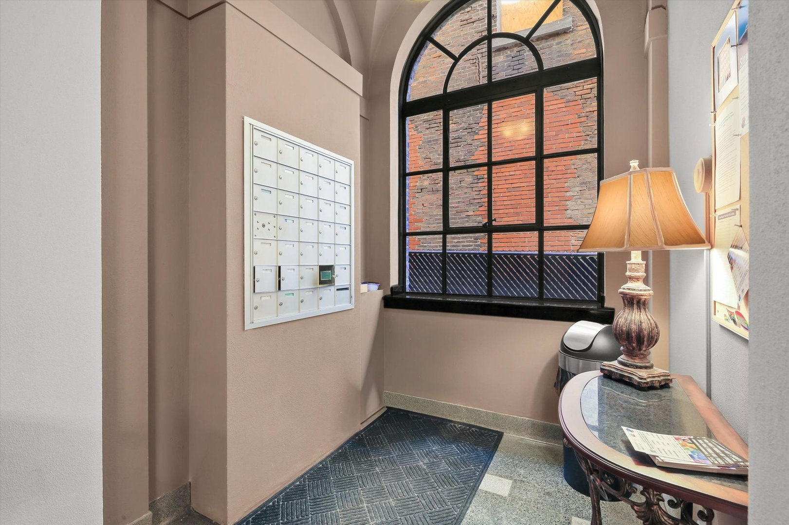 212 N Center Street #202, Bloomington, IL 61701