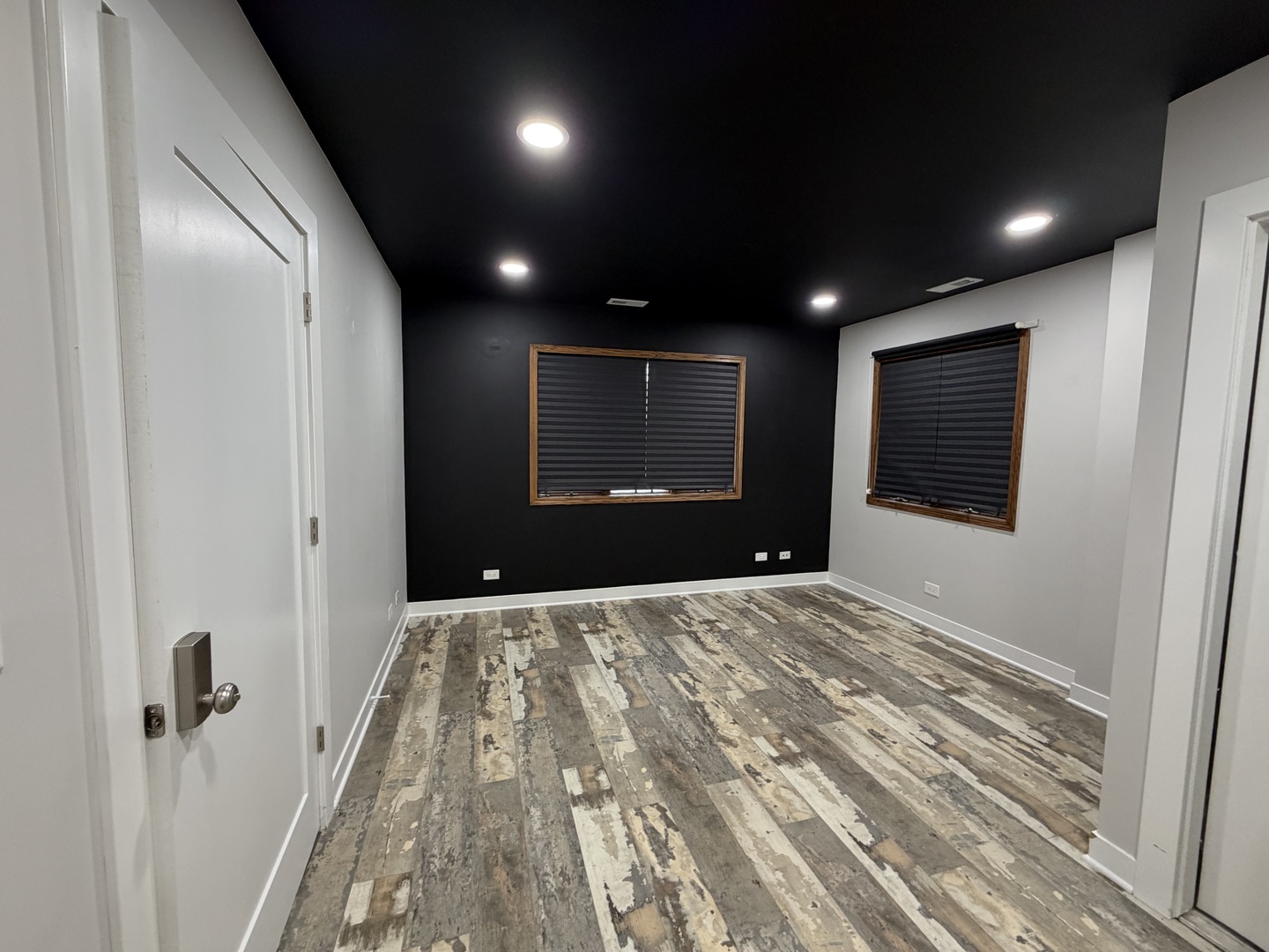 16750 S OAK PARK Avenue #2ND-FLR, Tinley Park, IL 60477