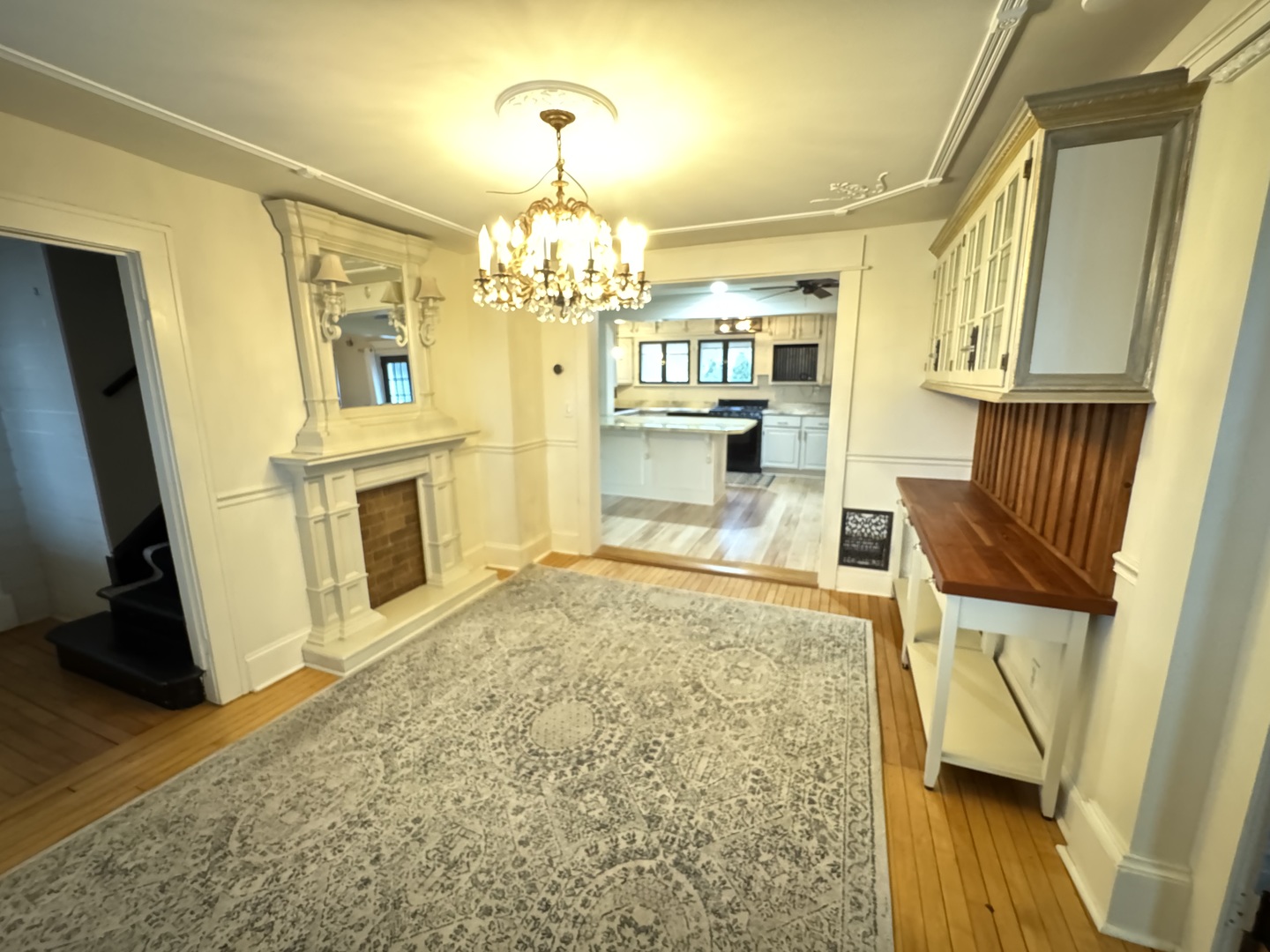 4604 Fairview Avenue, Downers Grove, IL 60515