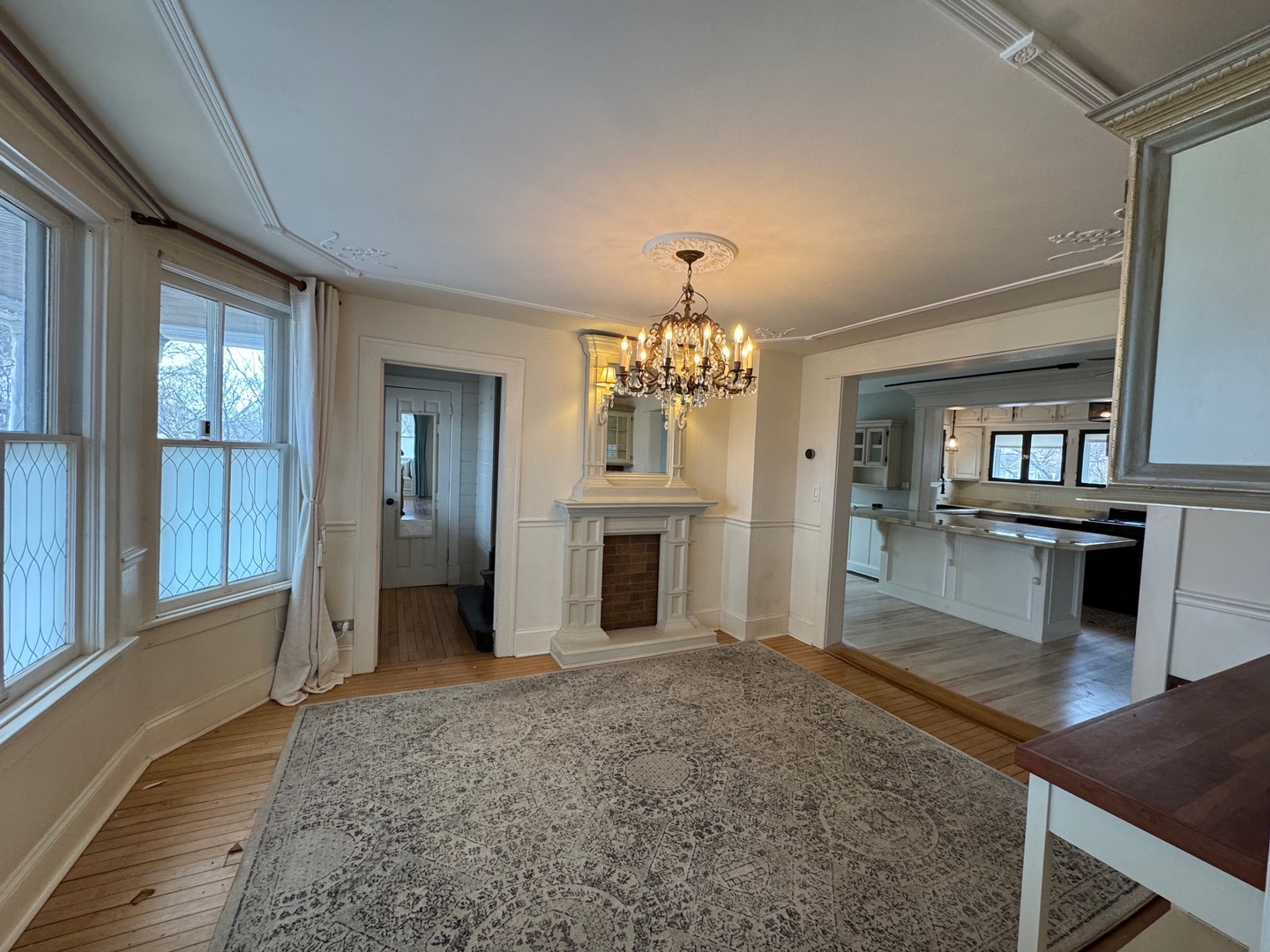 4604 Fairview Avenue, Downers Grove, IL 60515