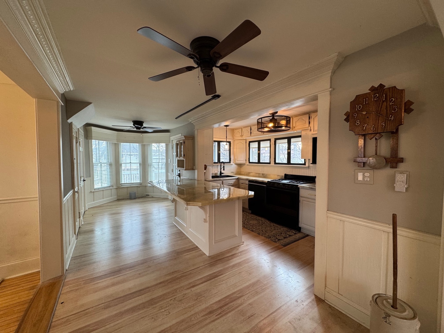 4604 Fairview Avenue, Downers Grove, IL 60515