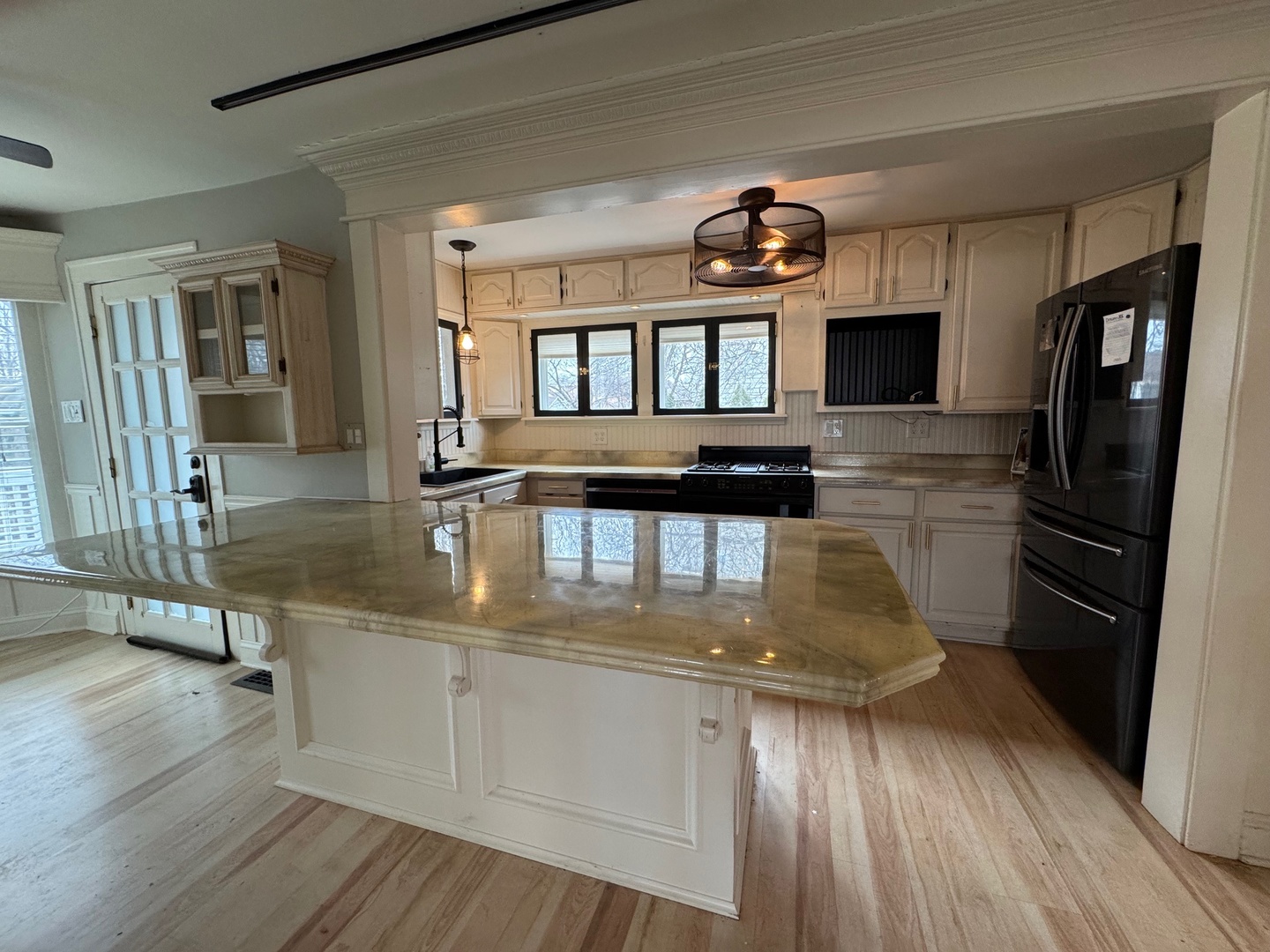 4604 Fairview Avenue, Downers Grove, IL 60515