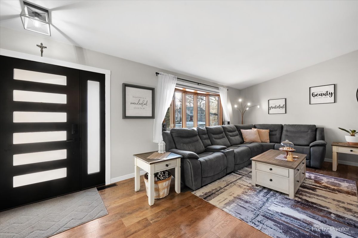 Crystal Lake, IL 60012