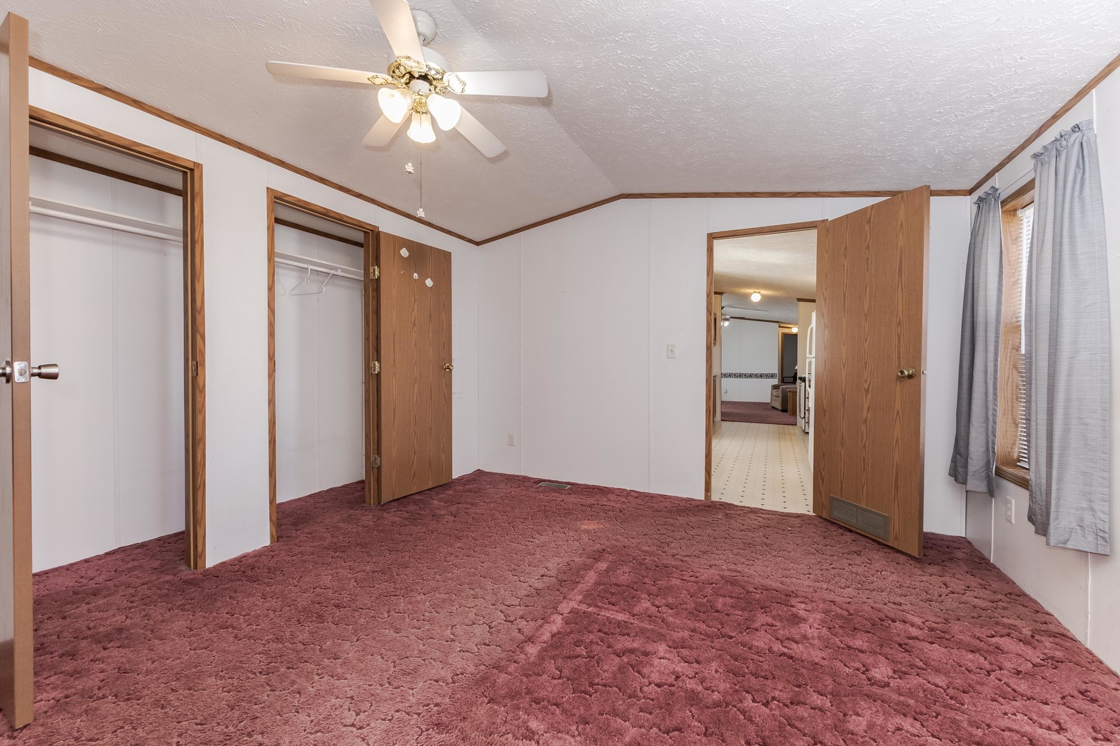 602 6th Street, Bloomington, IL 61704