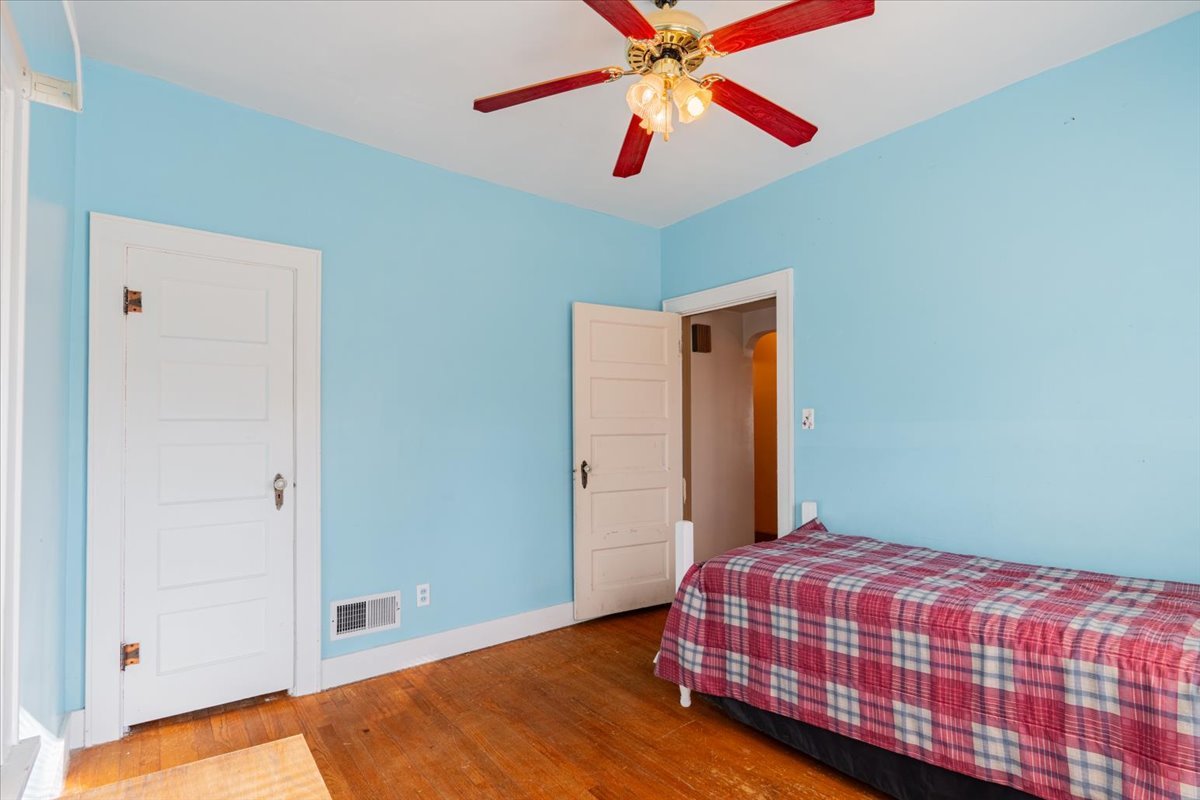 603 S Main Street, Eureka, IL 61530