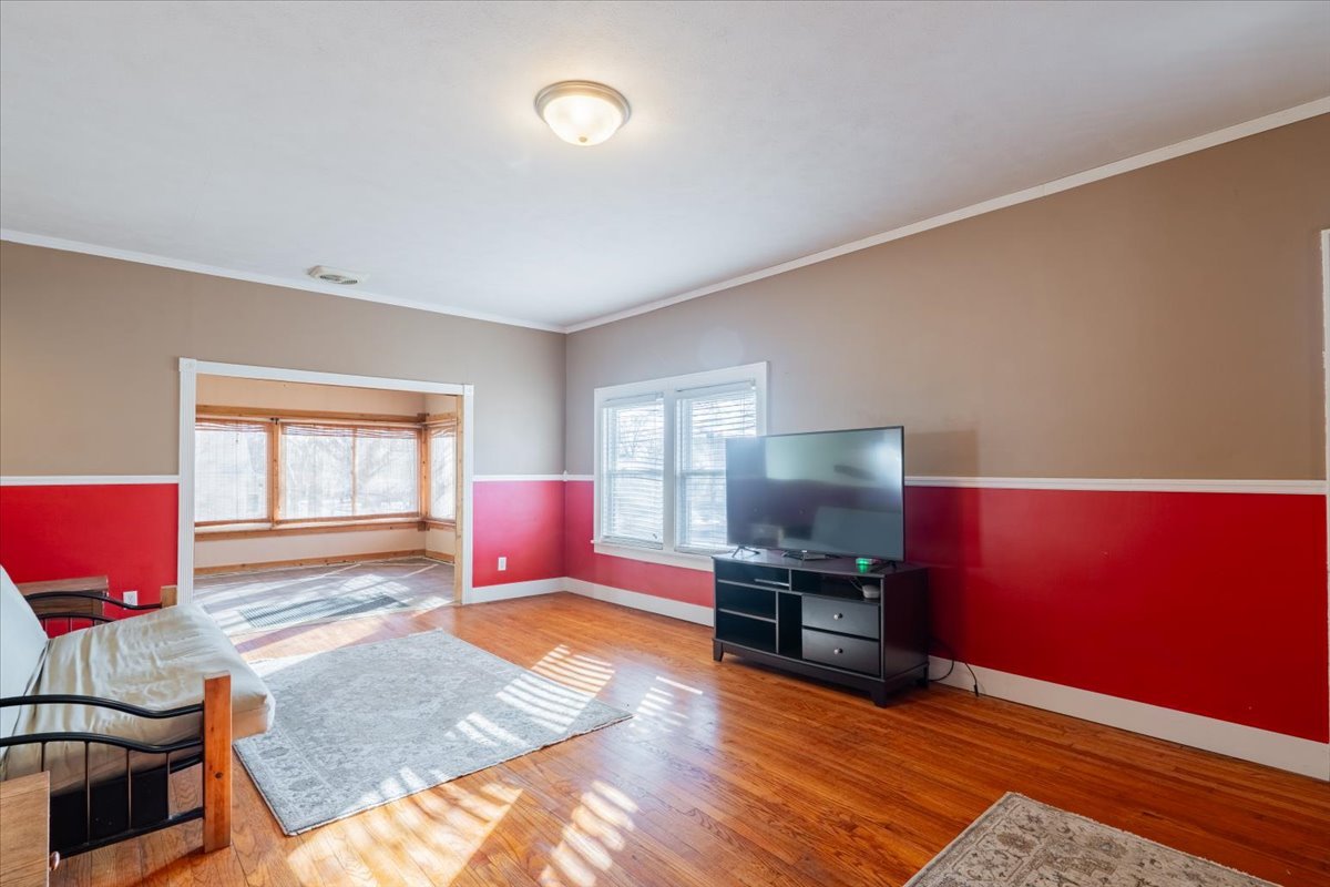 603 S Main Street, Eureka, IL 61530