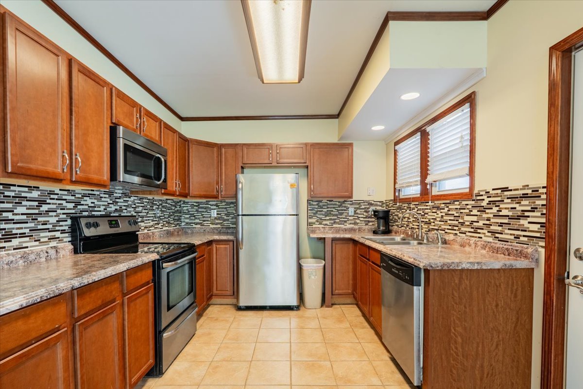 603 S Main Street, Eureka, IL 61530