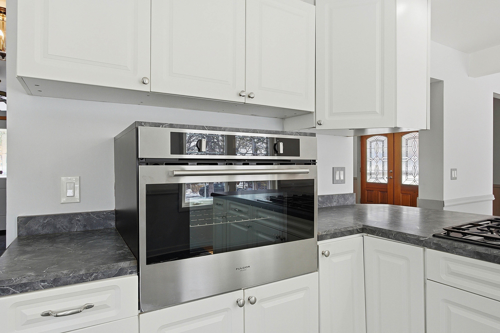 21870 W Lake Avenue, Round Lake, IL 60073