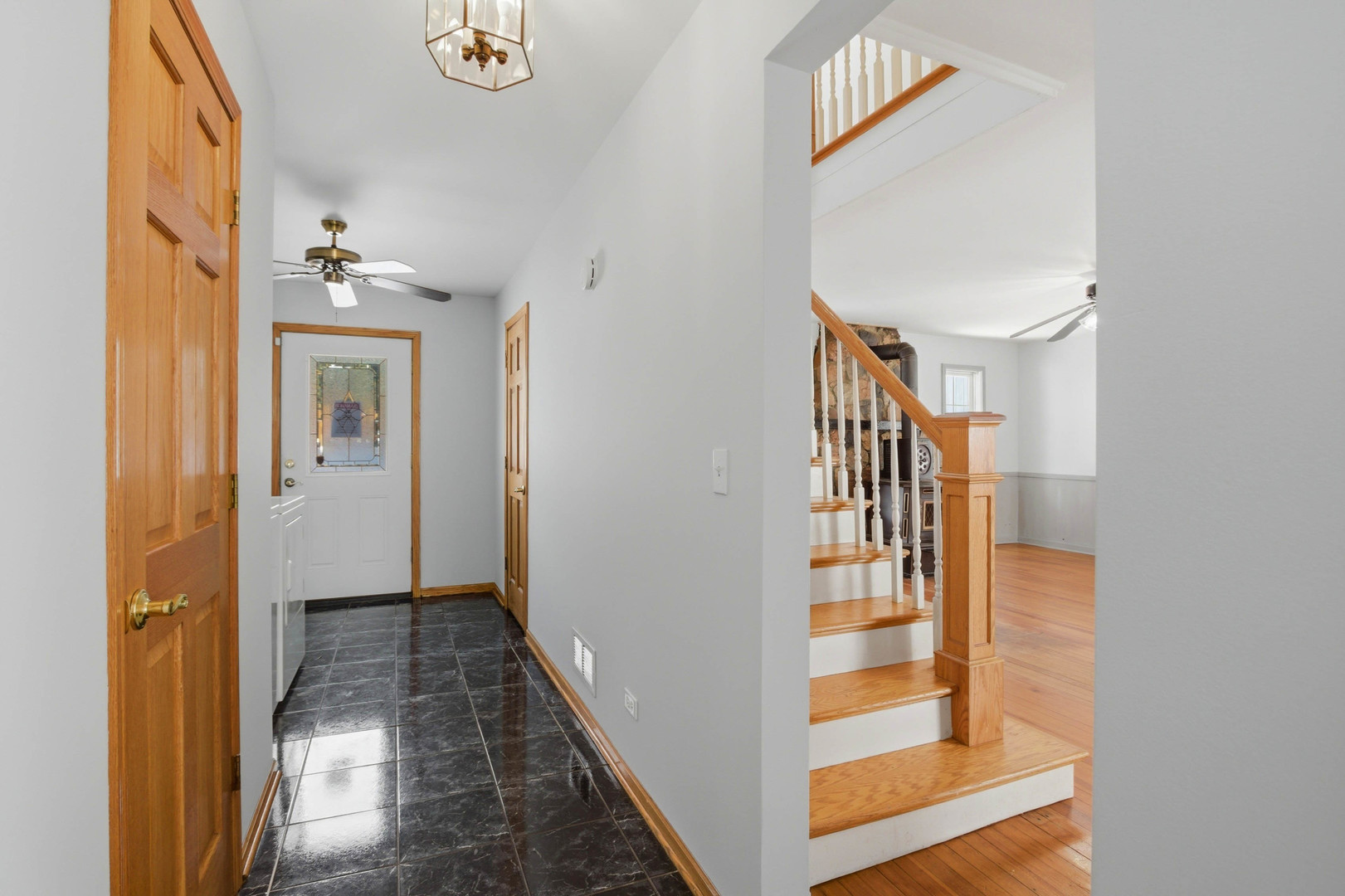 21870 W Lake Avenue, Round Lake, IL 60073