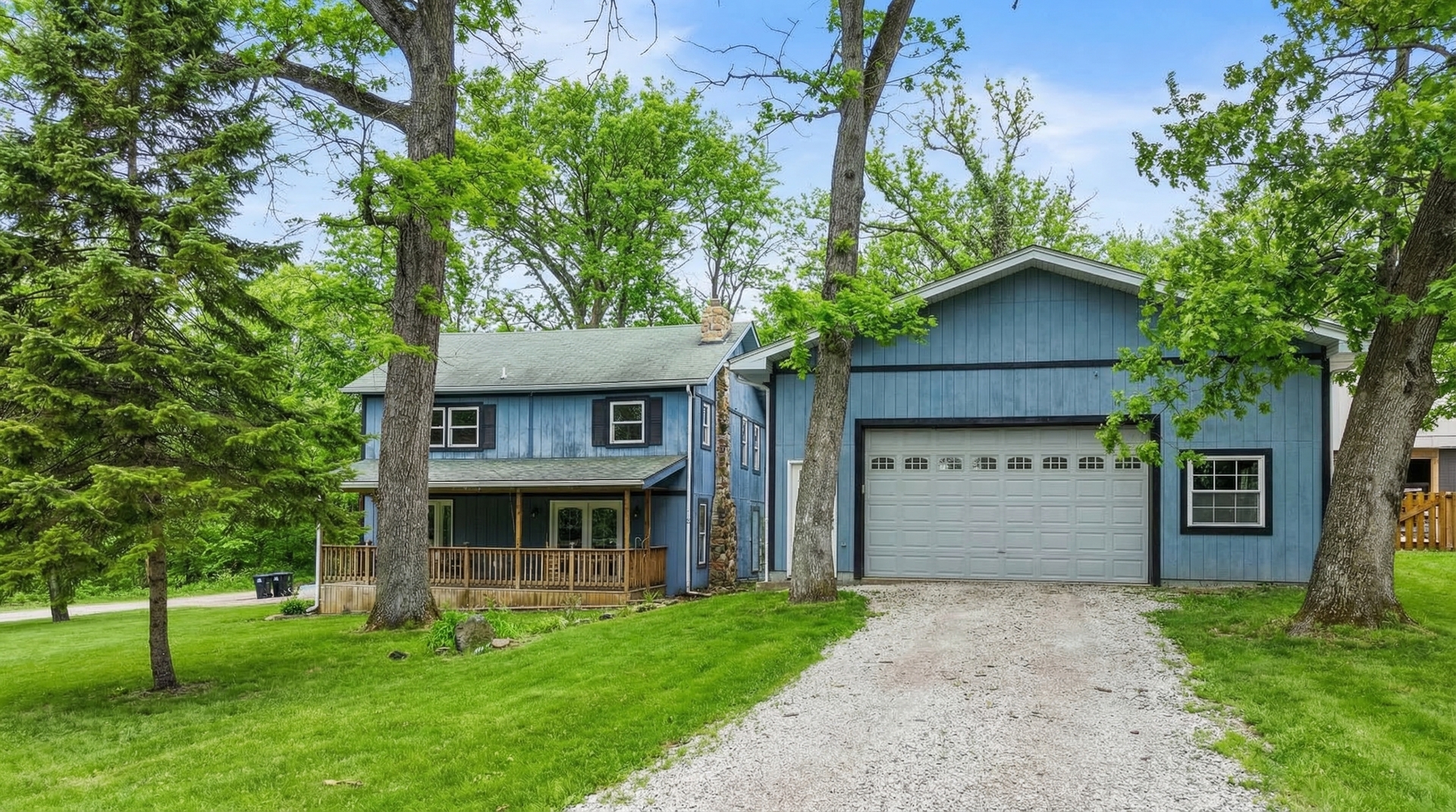 21870 W Lake Avenue, Round Lake, IL 60073