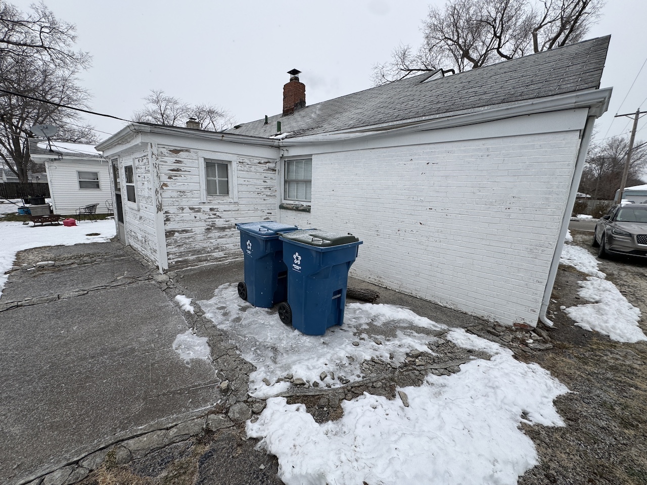 1811 N Raynor Avenue, Crest Hill, IL 60403