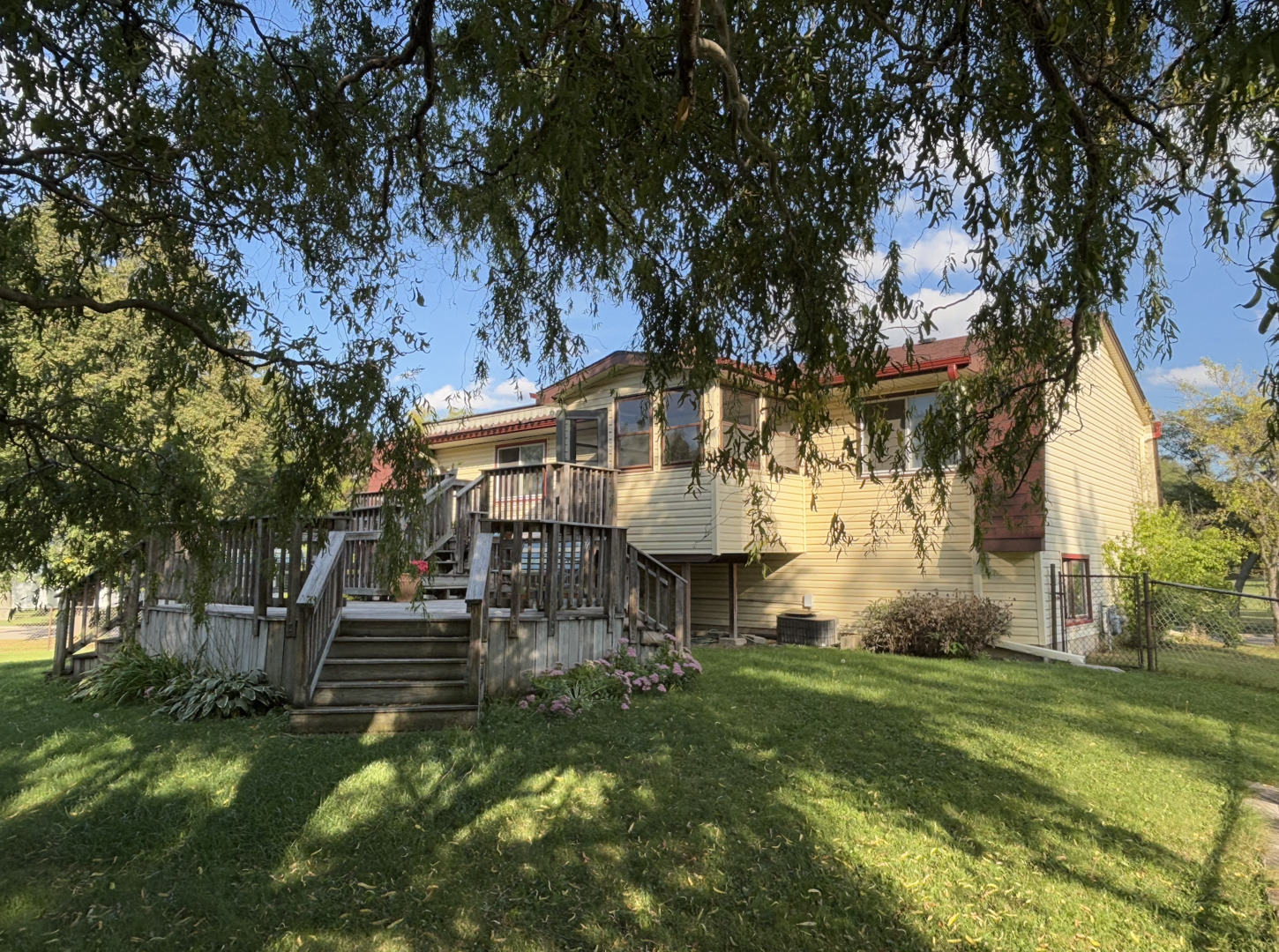 4480 Thornbark Drive, Hoffman Estates, IL 60192