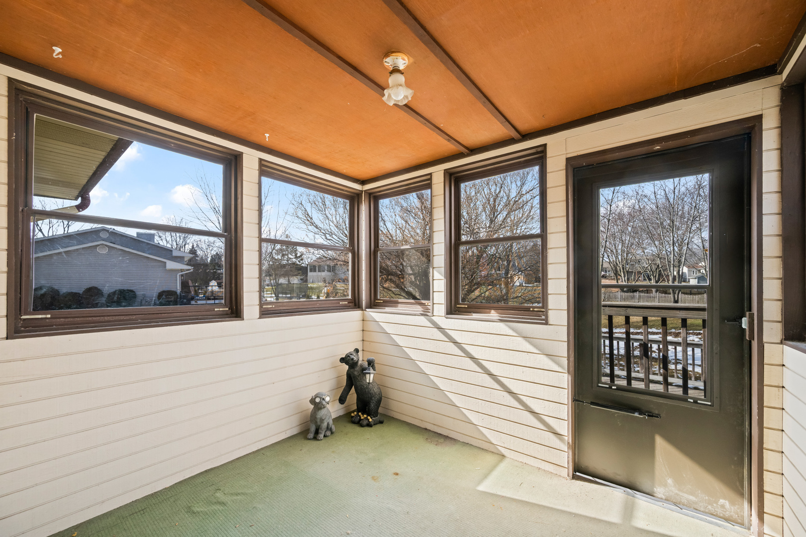 4480 Thornbark Drive, Hoffman Estates, IL 60192