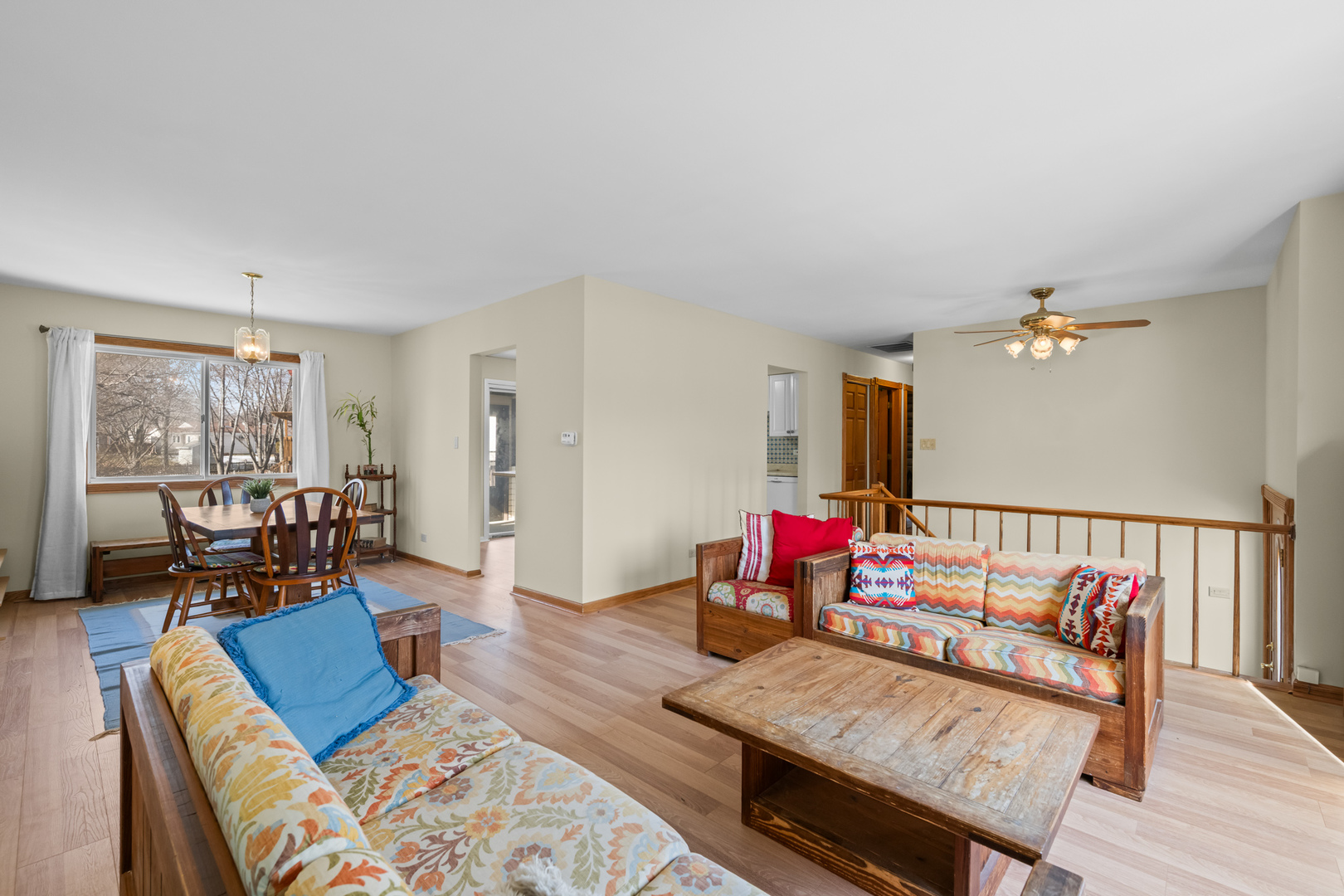 4480 Thornbark Drive, Hoffman Estates, IL 60192