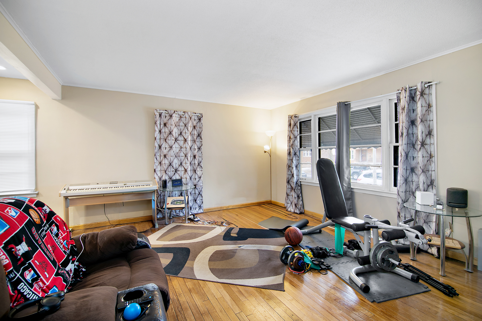 13707 S Atlantic Avenue, Riverdale, IL 60827