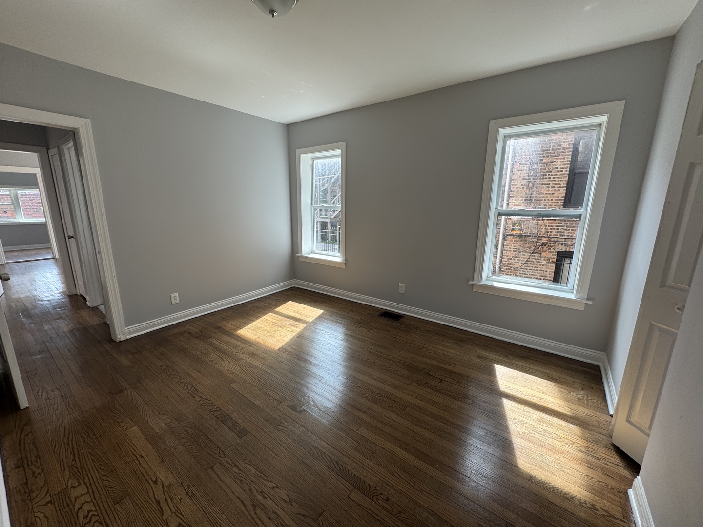 7847 S Bennett Avenue, Chicago, IL 60649