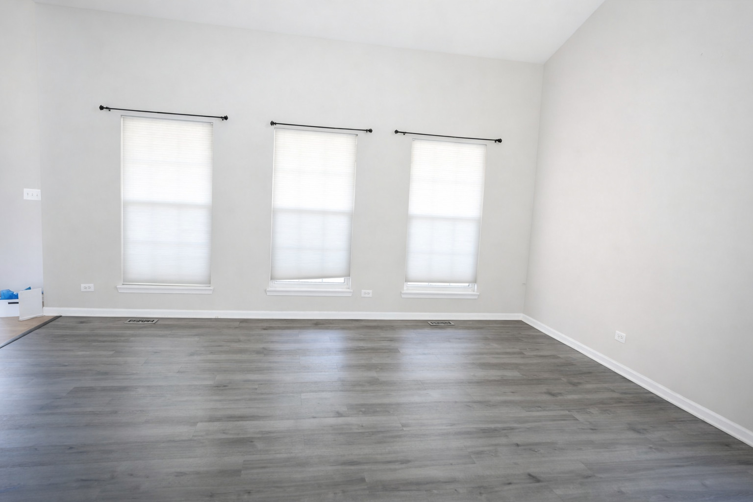 2715 CAVALCADE Court, Aurora, IL 60503