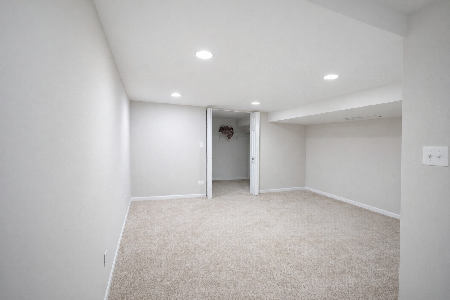 2715 CAVALCADE Court, Aurora, IL 60503