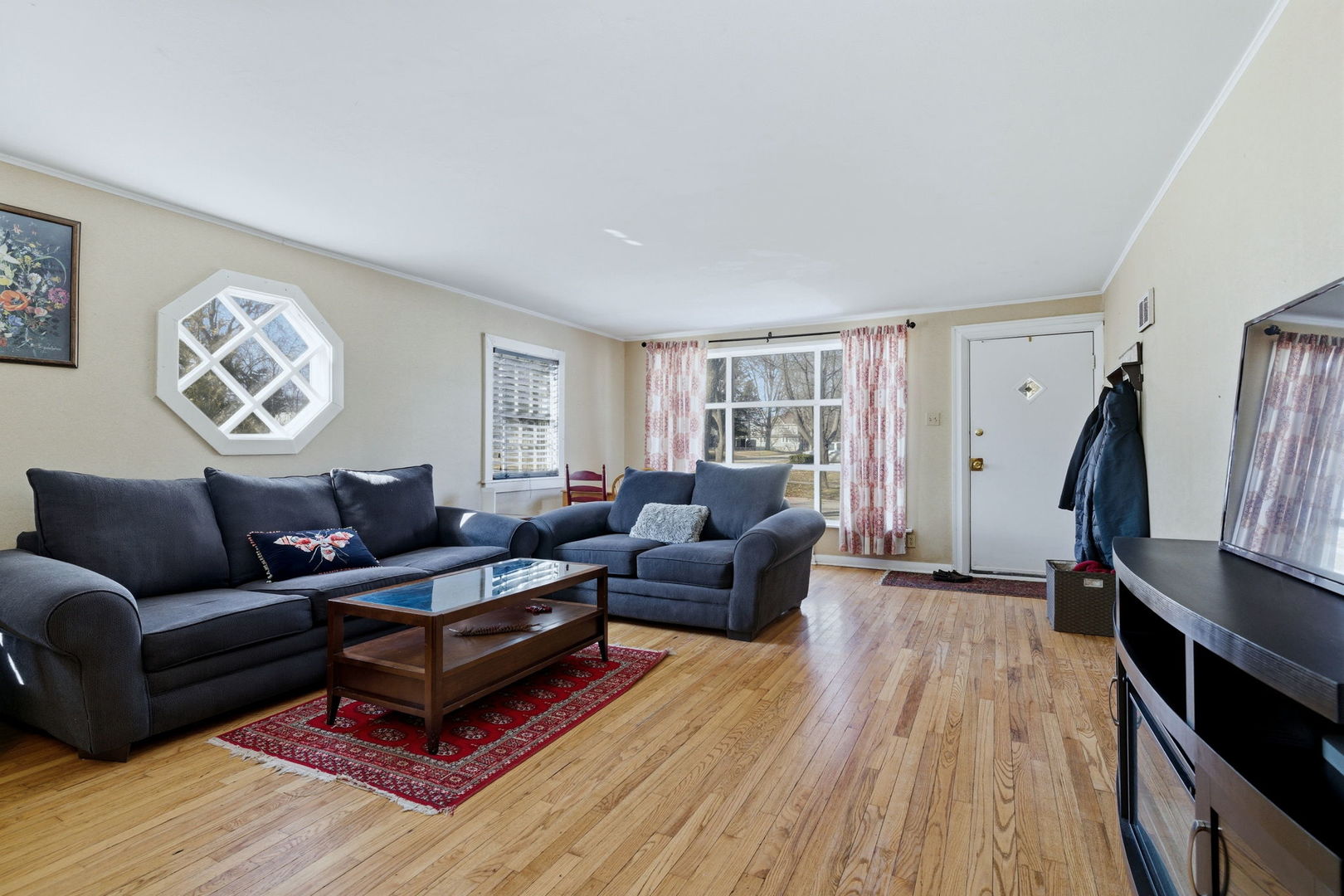 101 S Adams Street, Westmont, IL 60559