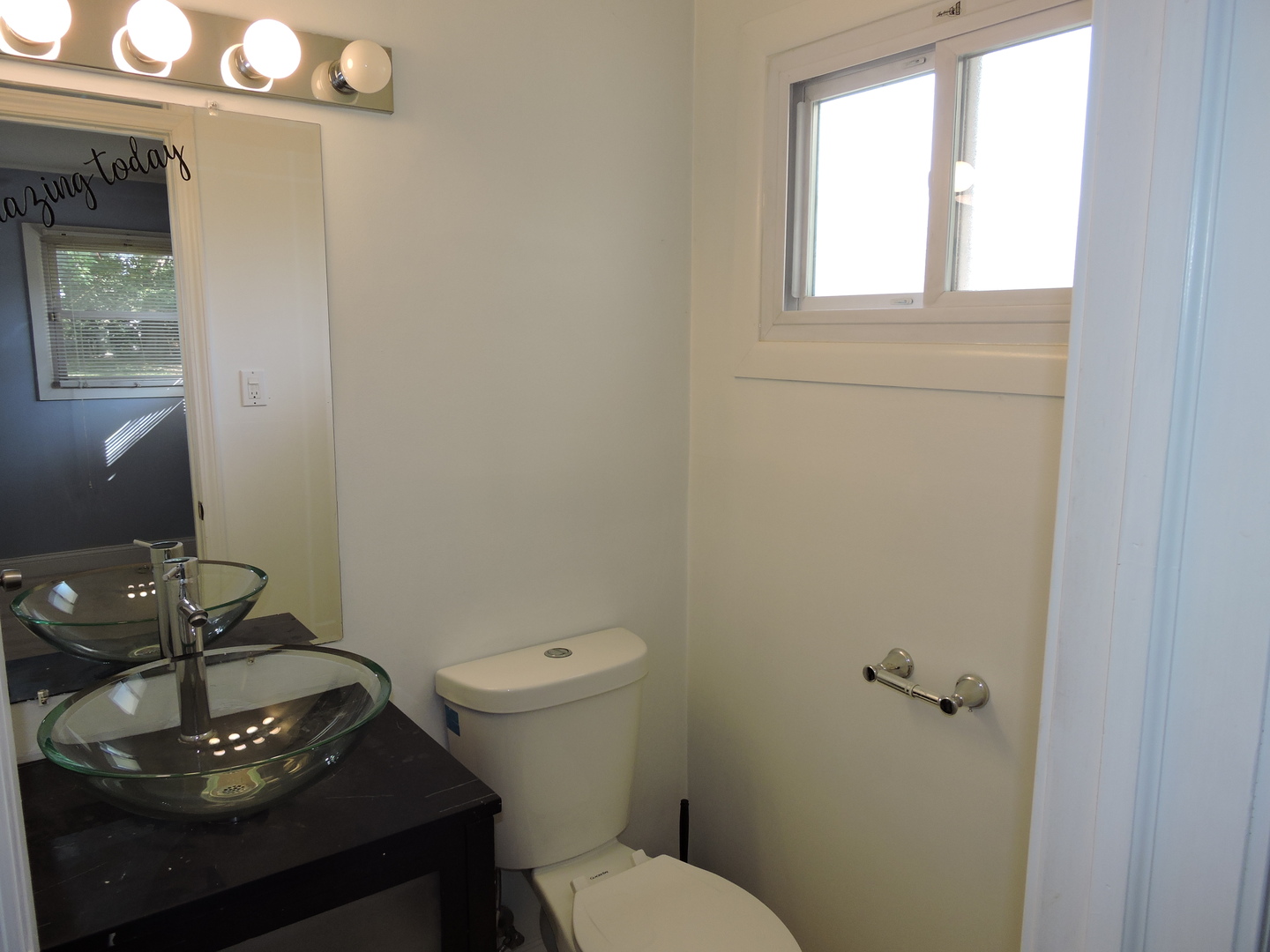 18 E Rocket Circle, Park Forest, IL 60466