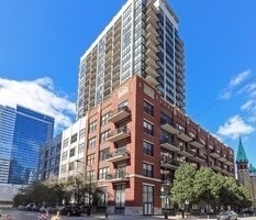 210 S Desplaines Street #1910, Chicago, IL 60661