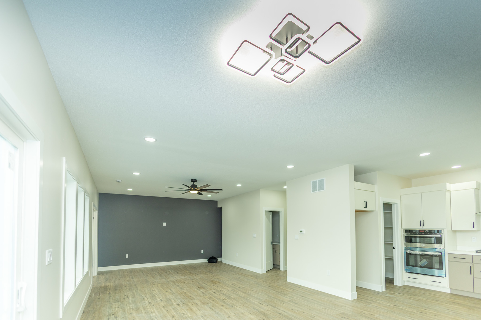 379 LARKSPUR Lane, Normal, IL 61761