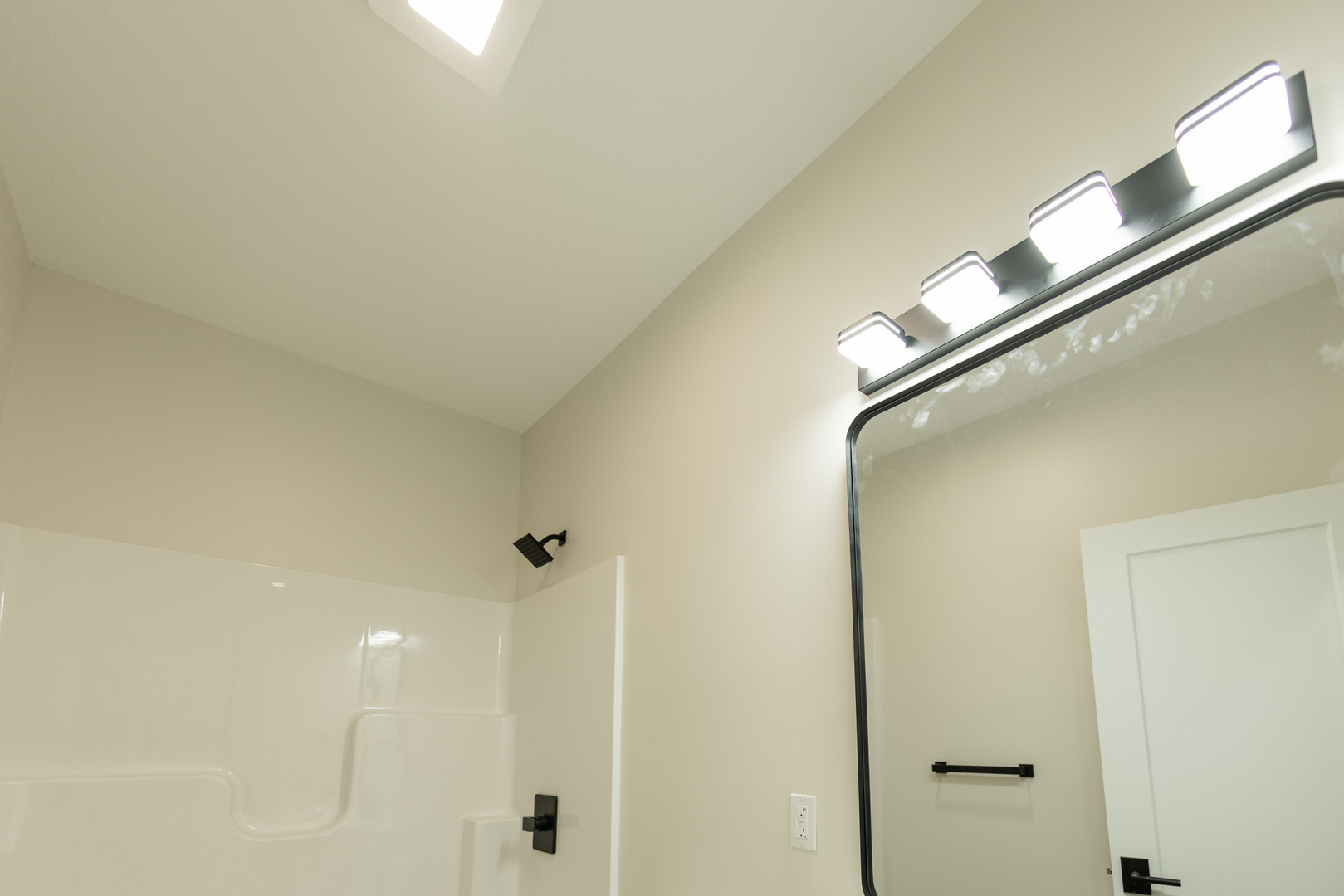 379 LARKSPUR Lane, Normal, IL 61761