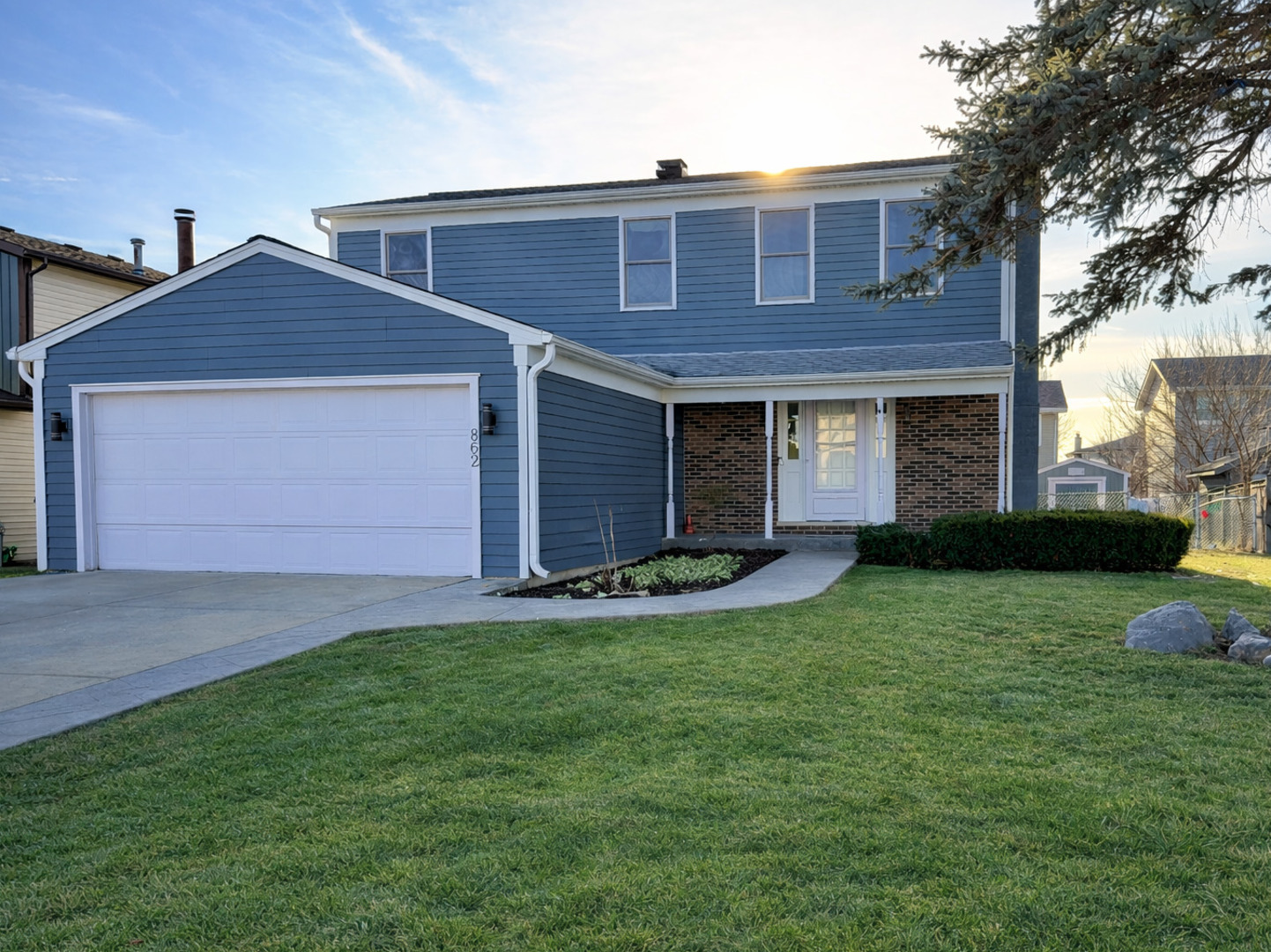 862 Omaha Court, Carol Stream, IL 60188