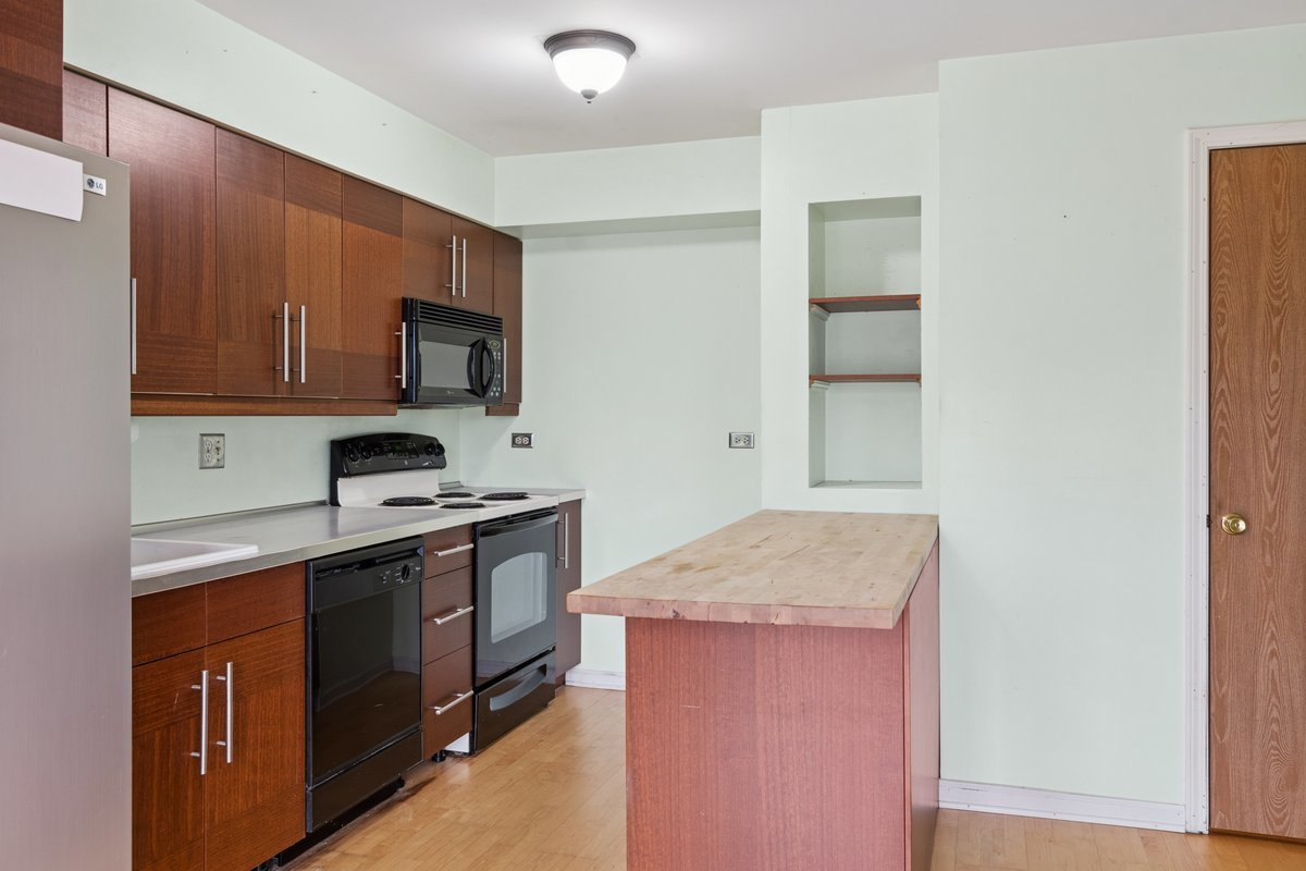 1344 S Lorraine Road #C, Wheaton, IL 60189