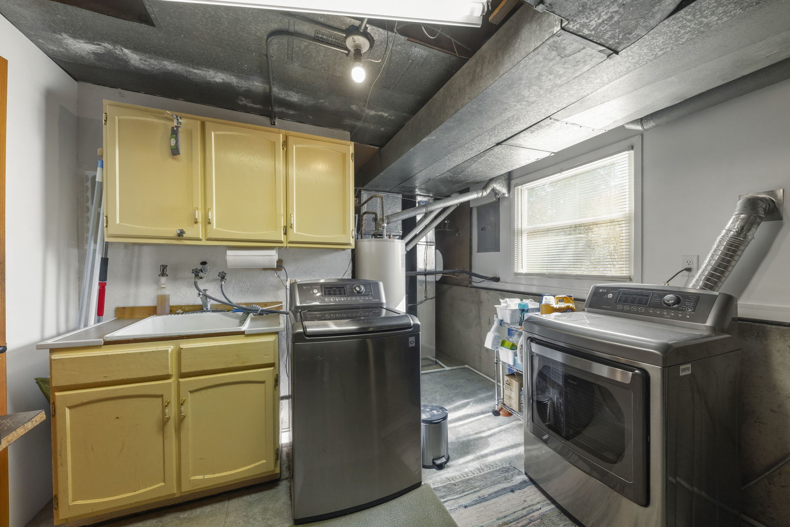 755 Surryse Road, Lake Zurich, IL 60047