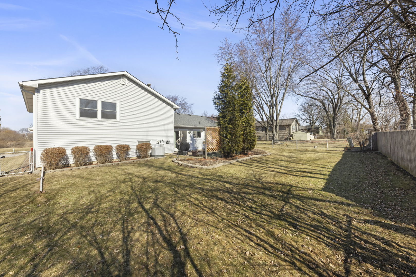 755 Surryse Road, Lake Zurich, IL 60047